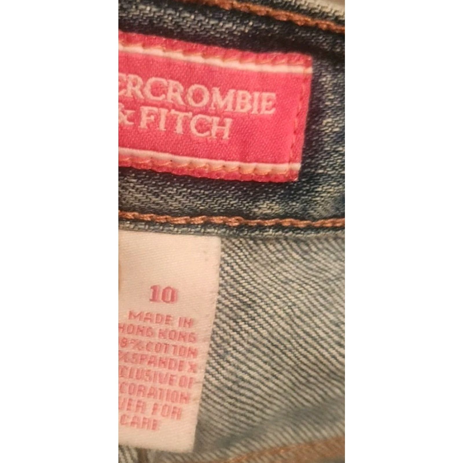 Abercrombie & Fitch Abercrombie & Fitch Denim Capri Jeans 10 Cropped Pink Coral Trim Pockets Blue Medium Wash Women Capris Socks? Size 32" / US 10 / IT 46 - 5 Thumbnail