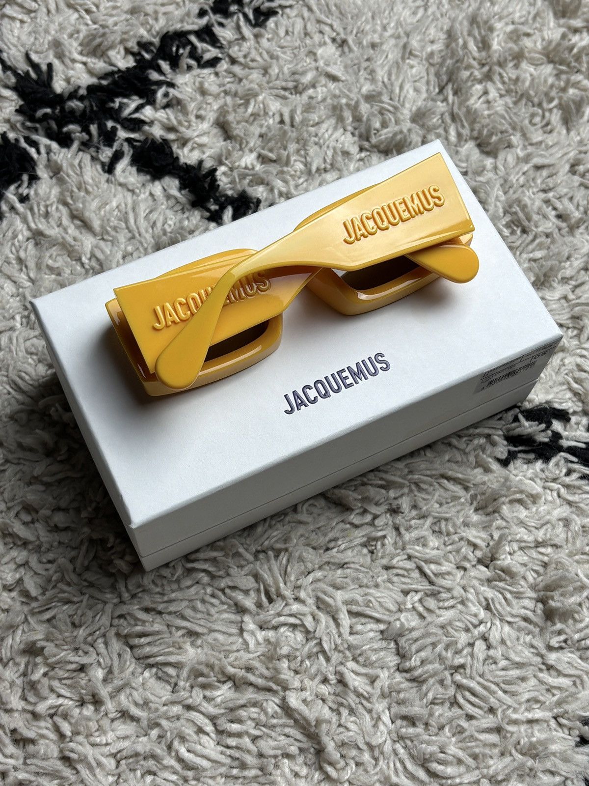 Jacquemus Jacquemus Les Lunettes Tupi Yellow Unisex Sunglasses Size ONE SIZE - 2 Thumbnail