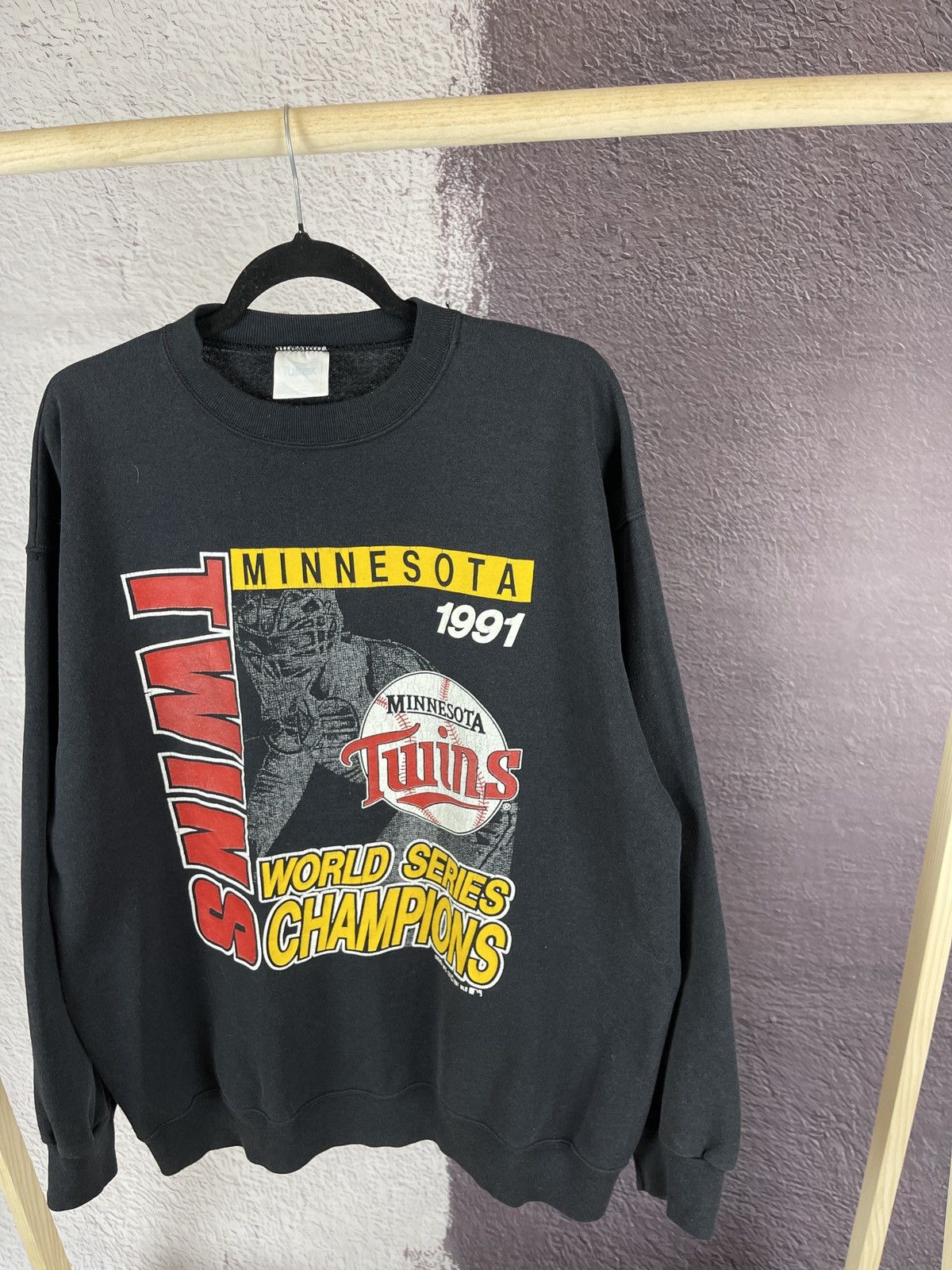 Tultex × Vintage Tultex vintage Minnesota Twins 1991 Champions sweatshirt Size US XL / EU 56 / 4 - 4 Thumbnail