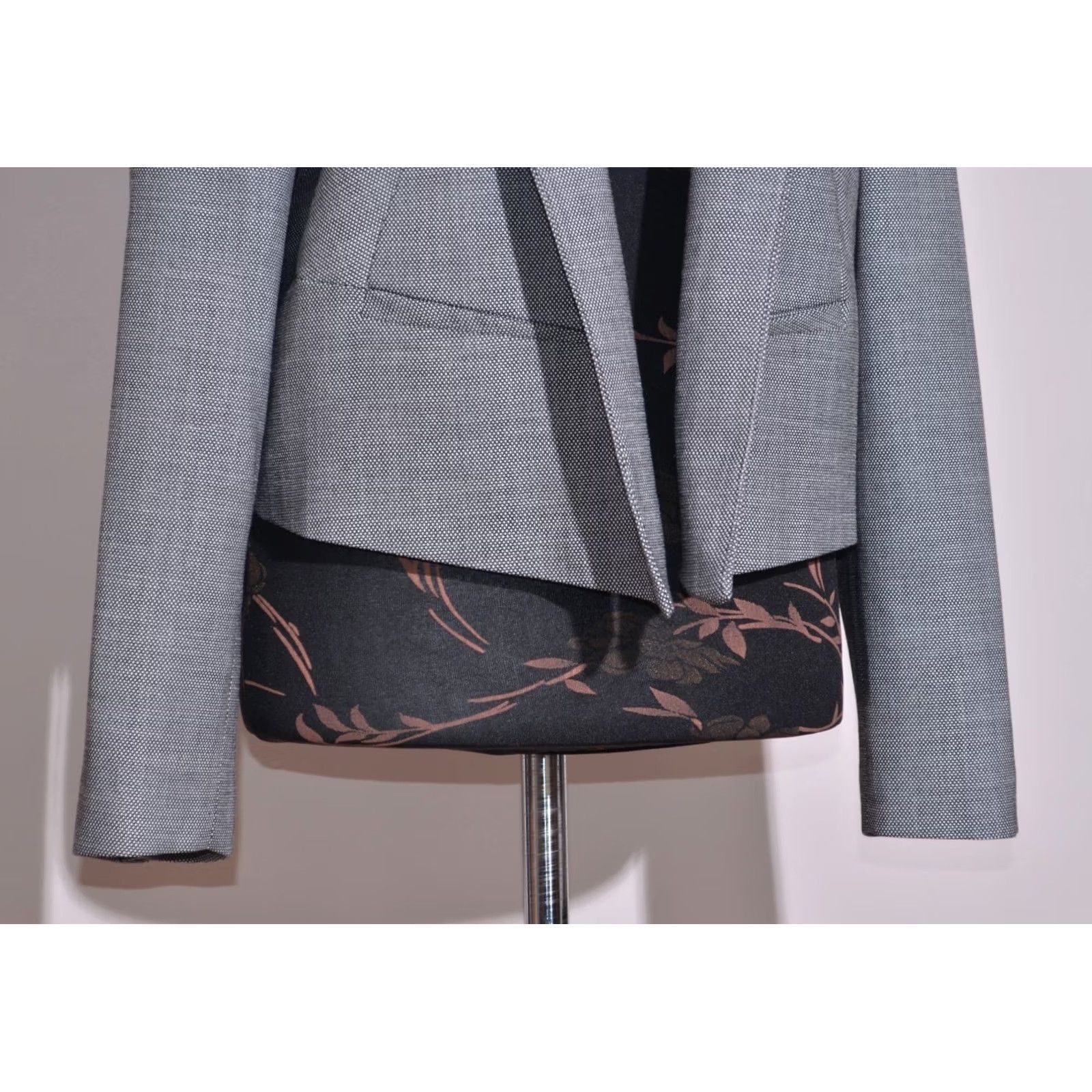 Ted Baker Ted Baker Blazer Women Grey Open Front Cropped Jacket Office Workwear Size 5 Size S / US 4 / IT 40 - 3 Thumbnail