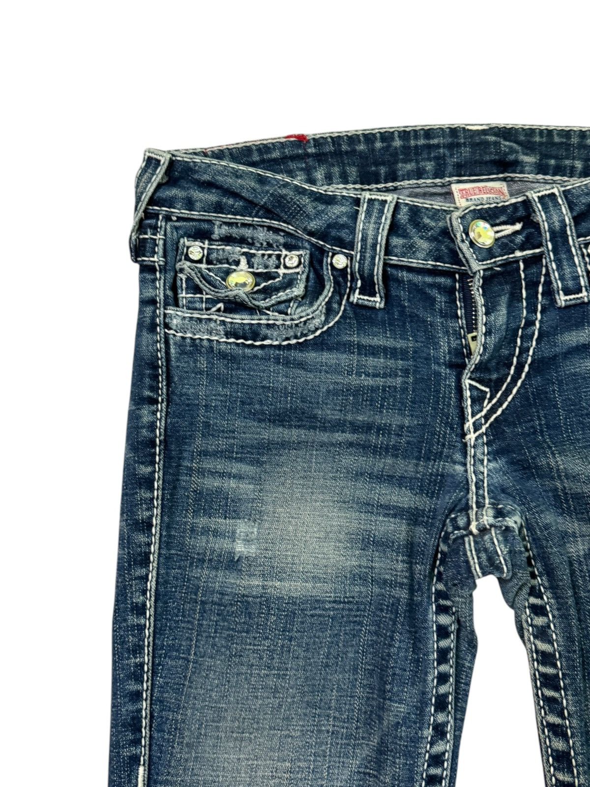 True Religion Flared TRUE RELIGION with White Stitching Low Rise jeans Size 28" / US 6 / IT 42 - 4 Thumbnail