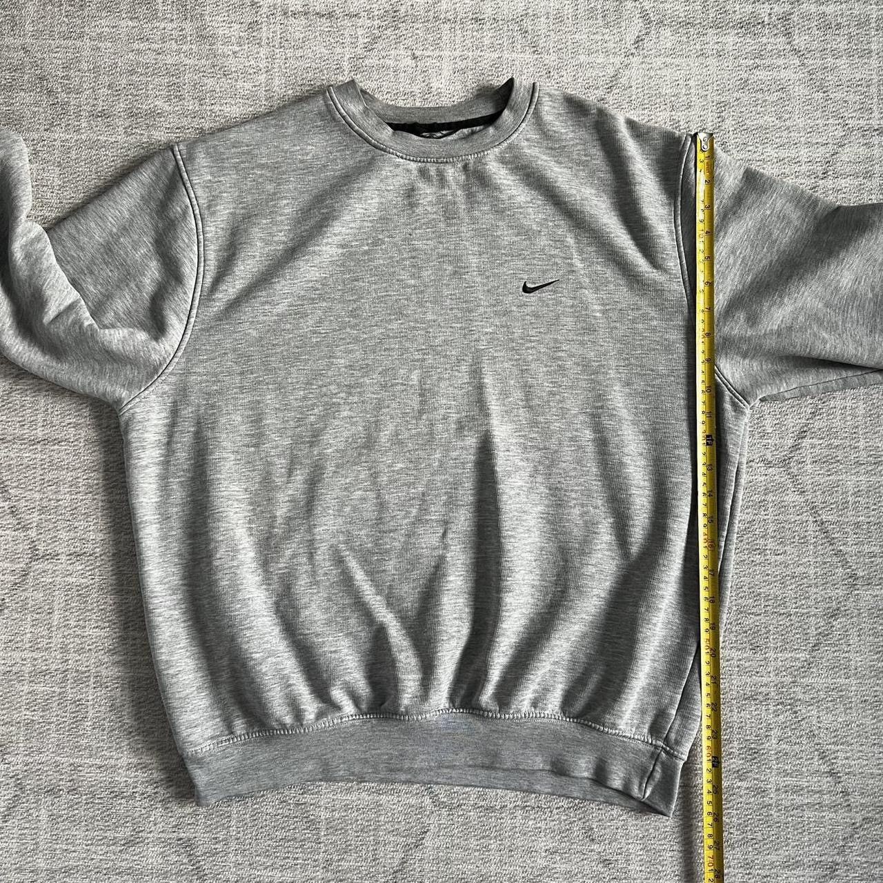 Nike Vintage 2000s Y2K Nike Grey Distress Grunge Crewneck Sweater Size US L / EU 52-54 / 3 - 8 Thumbnail