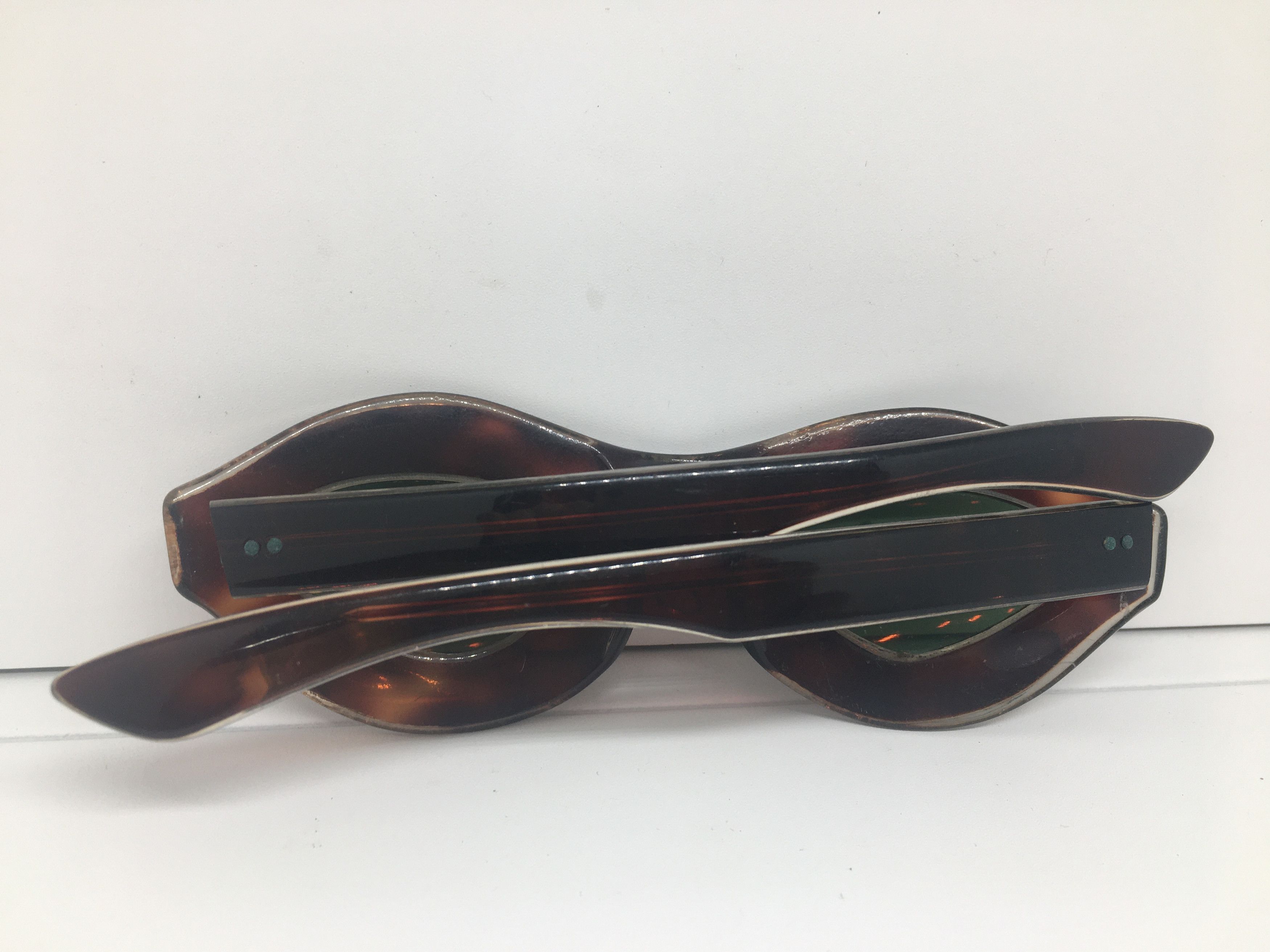 Vintage Vintage Tortoise Acetate Fait Main GREAT GATSBY Sunglasses Size ONE SIZE - 9 Thumbnail