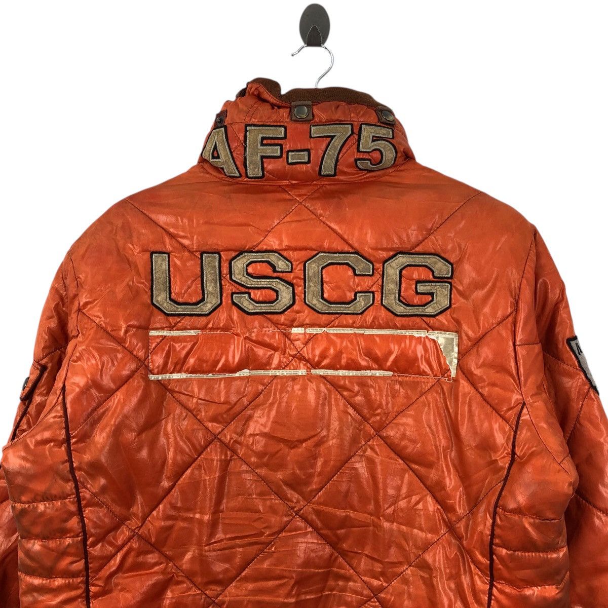 Avirex × Vintage Vintage AVIREX ARMED FORCES Af-75 Uscg Dirty Puffer Jacket Size US L / EU 52-54 / 3 - 6 Thumbnail