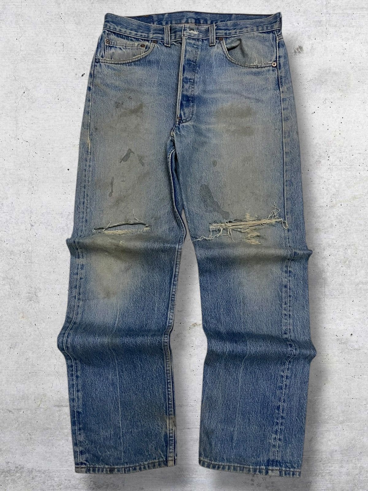 Levi's Vintage Clothing VINTAGE 501 LEVIS OG 90S DESIGNER RIPPED MUDWASH DIRT DENIM Size US 32 / EU 48 - 1 Thumbnail