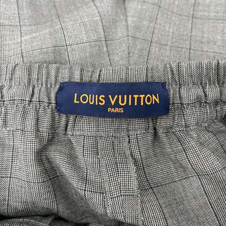 Louis Vuitton Louis Vuitton size s Grey checkerboard patchwork leather sh Size US 28 / EU 44 - 4 Thumbnail