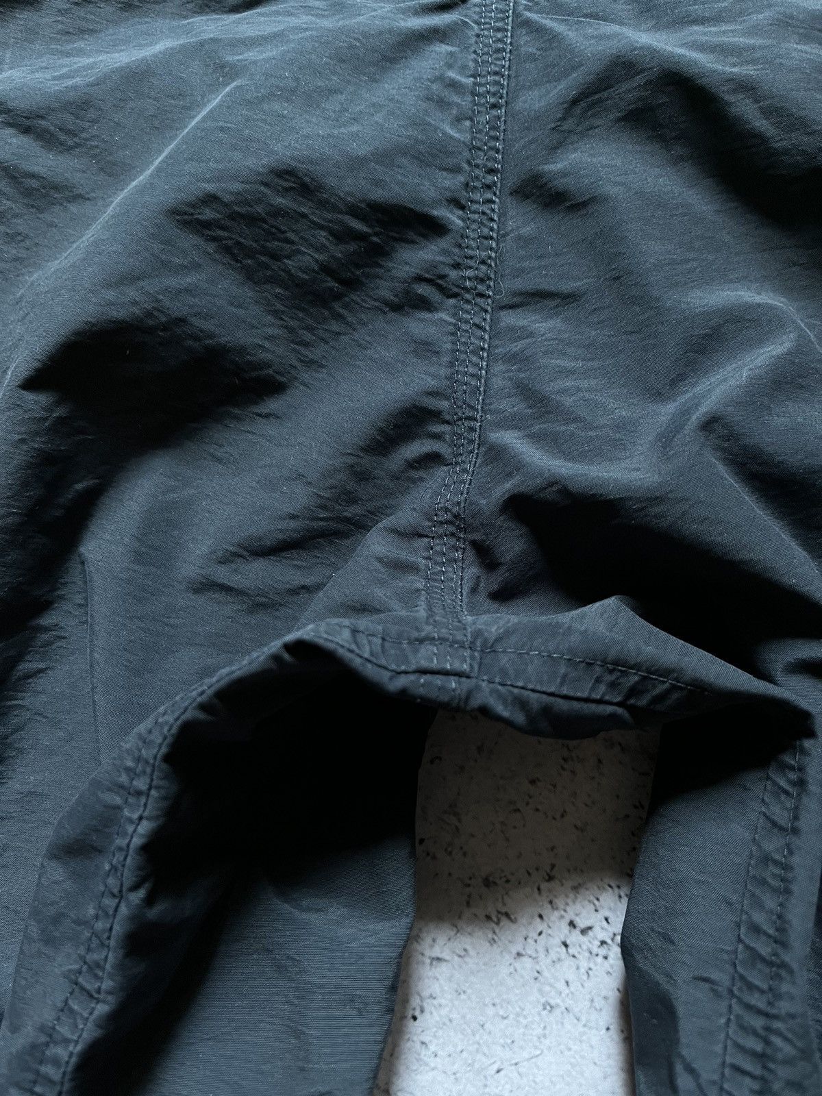 Nike × Vintage Vintage Nike Nylon Cargo Shorts Big Logo Y2K USA Drill Size US 33 - 10 Thumbnail