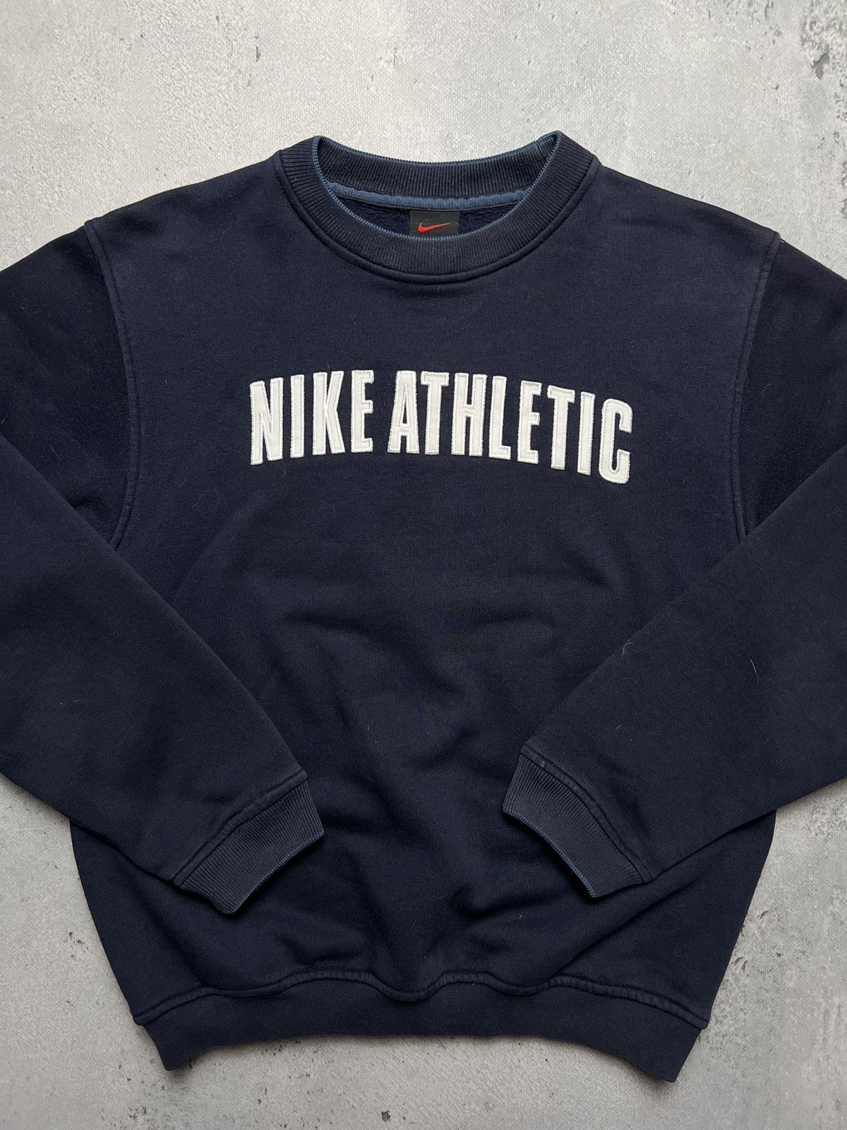 Nike Vintage Crewneck Nike Boxy Central Big Athletic logo USA 90s Size US S / EU 44-46 / 1 - 5 Thumbnail