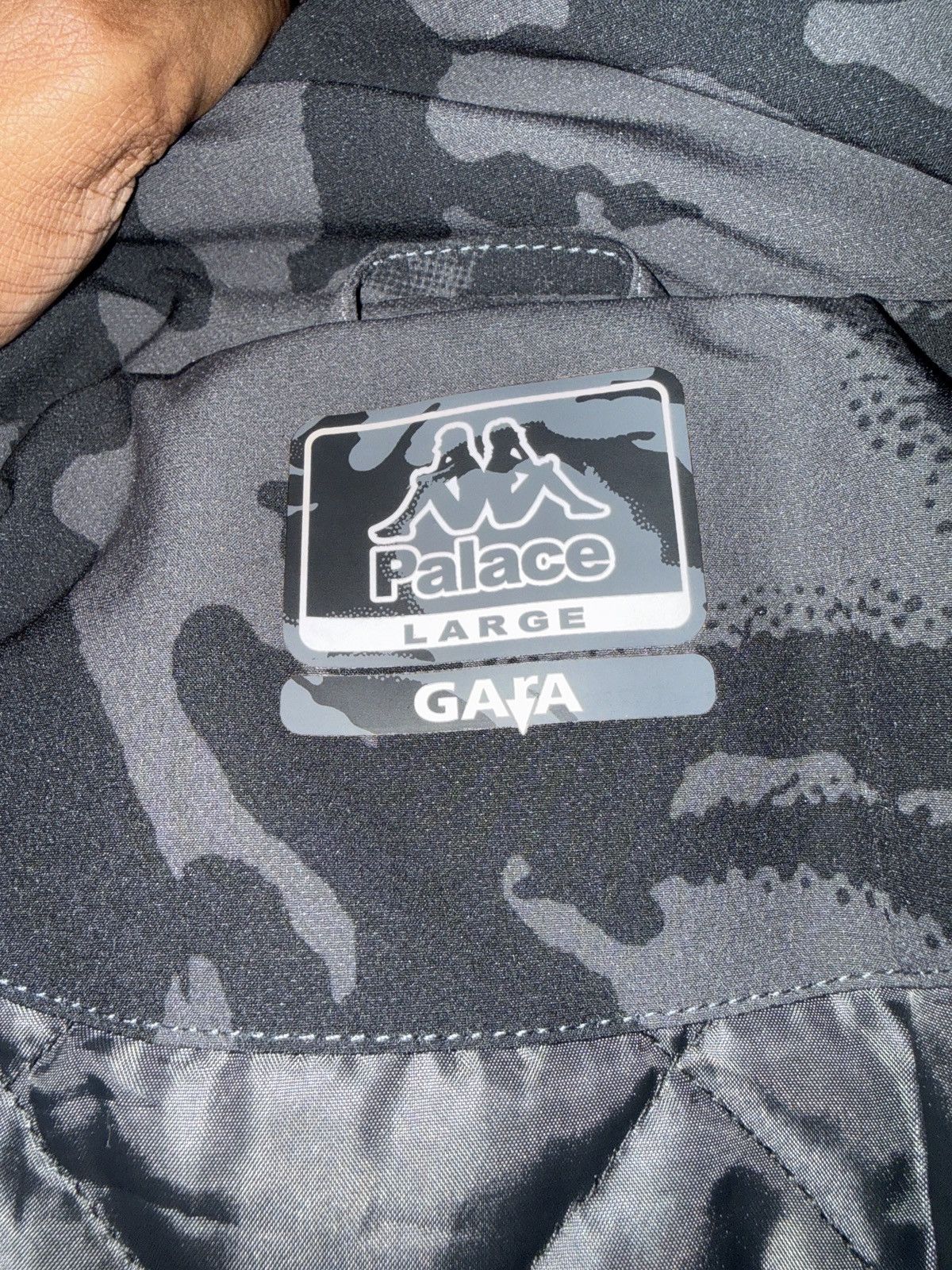 Kappa × Palace Palace X Kappa for Alpine Pit Jacket Night Desert Camo Size US L / EU 52-54 / 3 - 2 Thumbnail