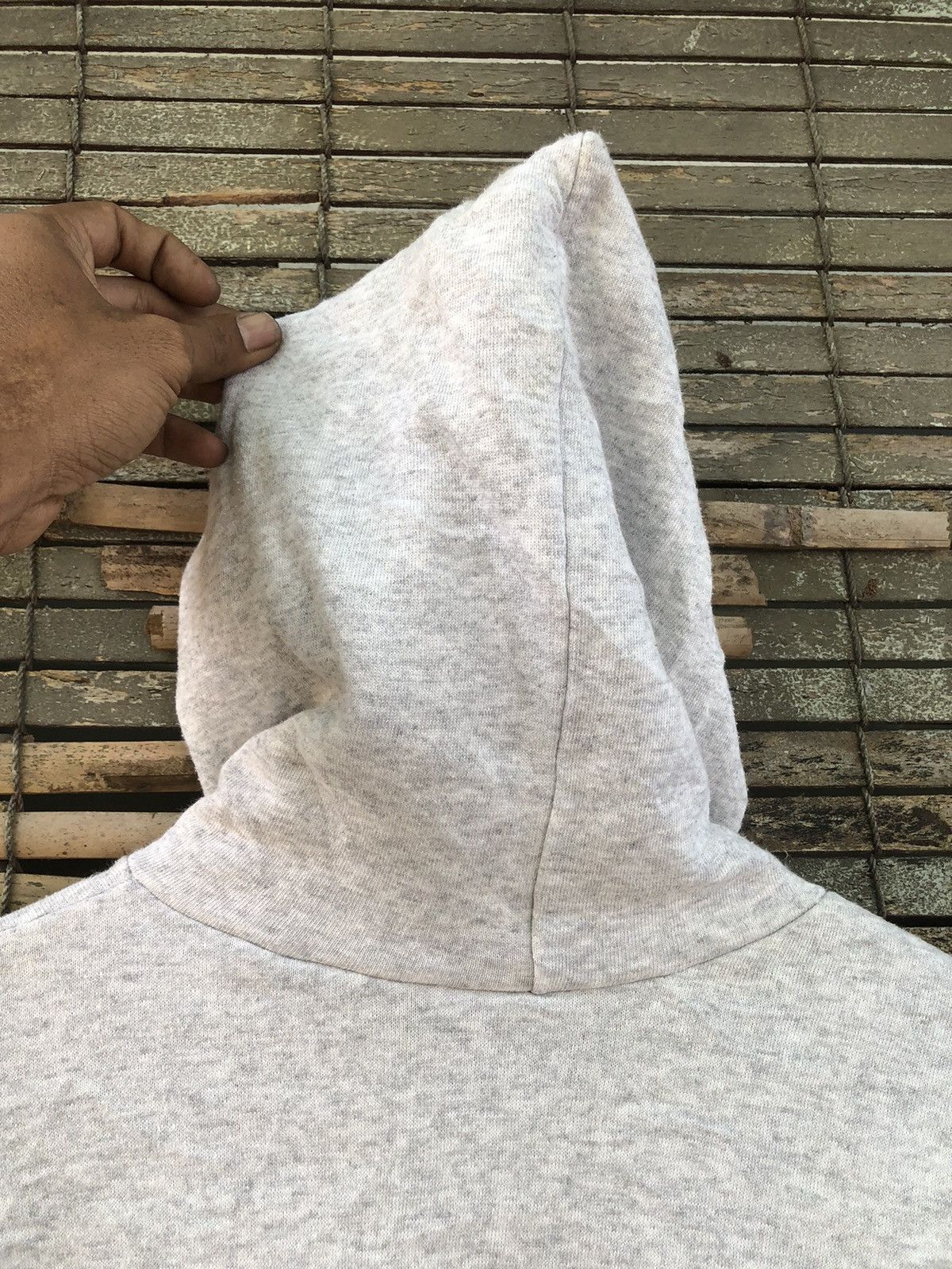 Japanese Brand × Vintage Vintage 5050 Hanes Embroidered Hoodie Sweater Size US L / EU 52-54 / 3 - 10 Thumbnail