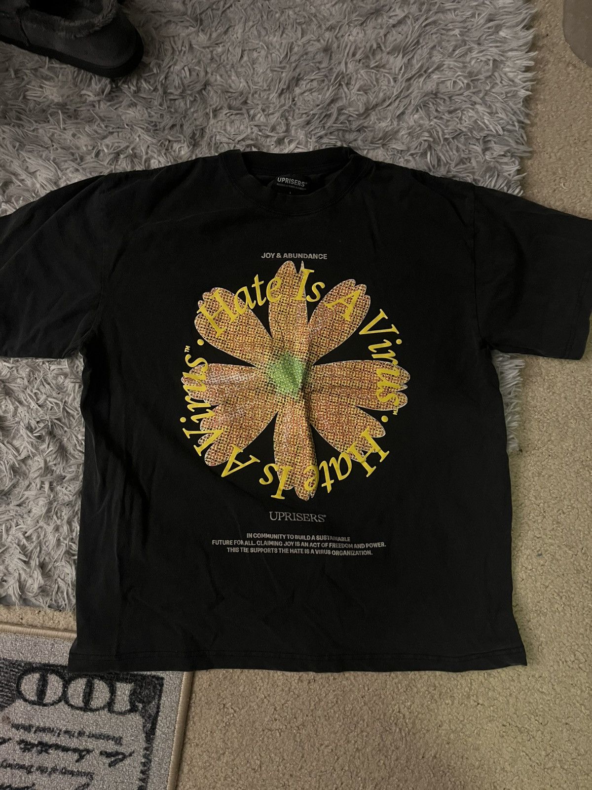 Other Uprisers “Hate Is A Virus” Flower Tee – Black – Size L NEW Size US L / EU 52-54 / 3 - 1 Thumbnail