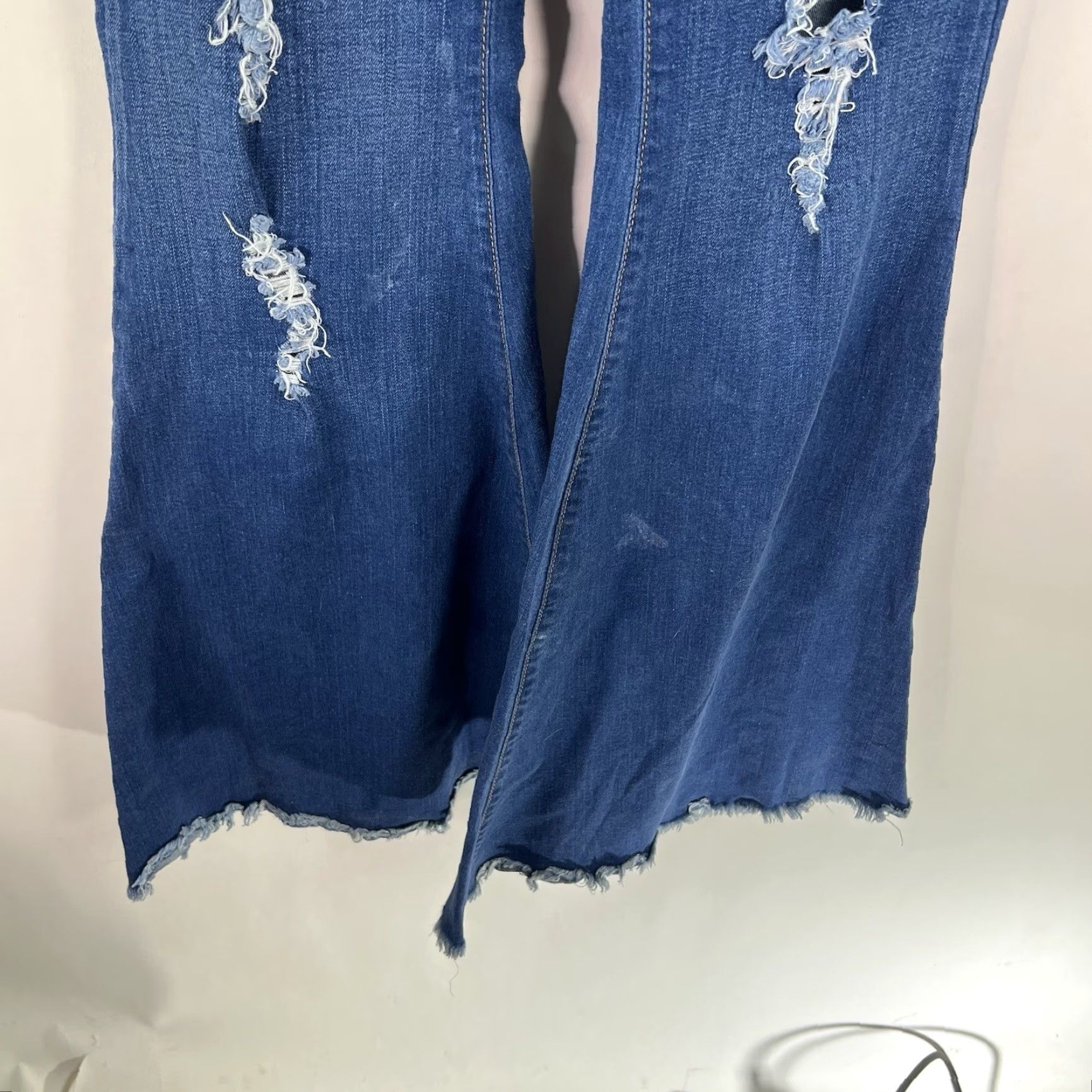 Denime Vibrant Jeans Flared Distressed Denim 30X34 Blue Womens Size 13 (30) 5-Pocket High Rise Flare 80s 90s Bohemian Hipster College Festival) Mens Womens Size 34" / US 12 / IT 48 - 4 Thumbnail