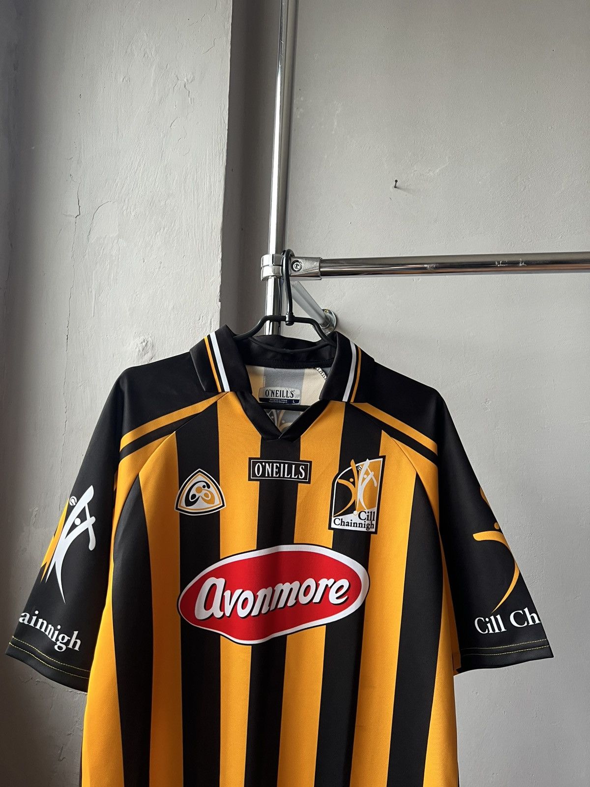 O'Neills 2004 GAA CILL CHAINNIGH KILKENNY VINTAGE JERSEY SHIRT GAELIC Size US L / EU 52-54 / 3 - 3 Thumbnail