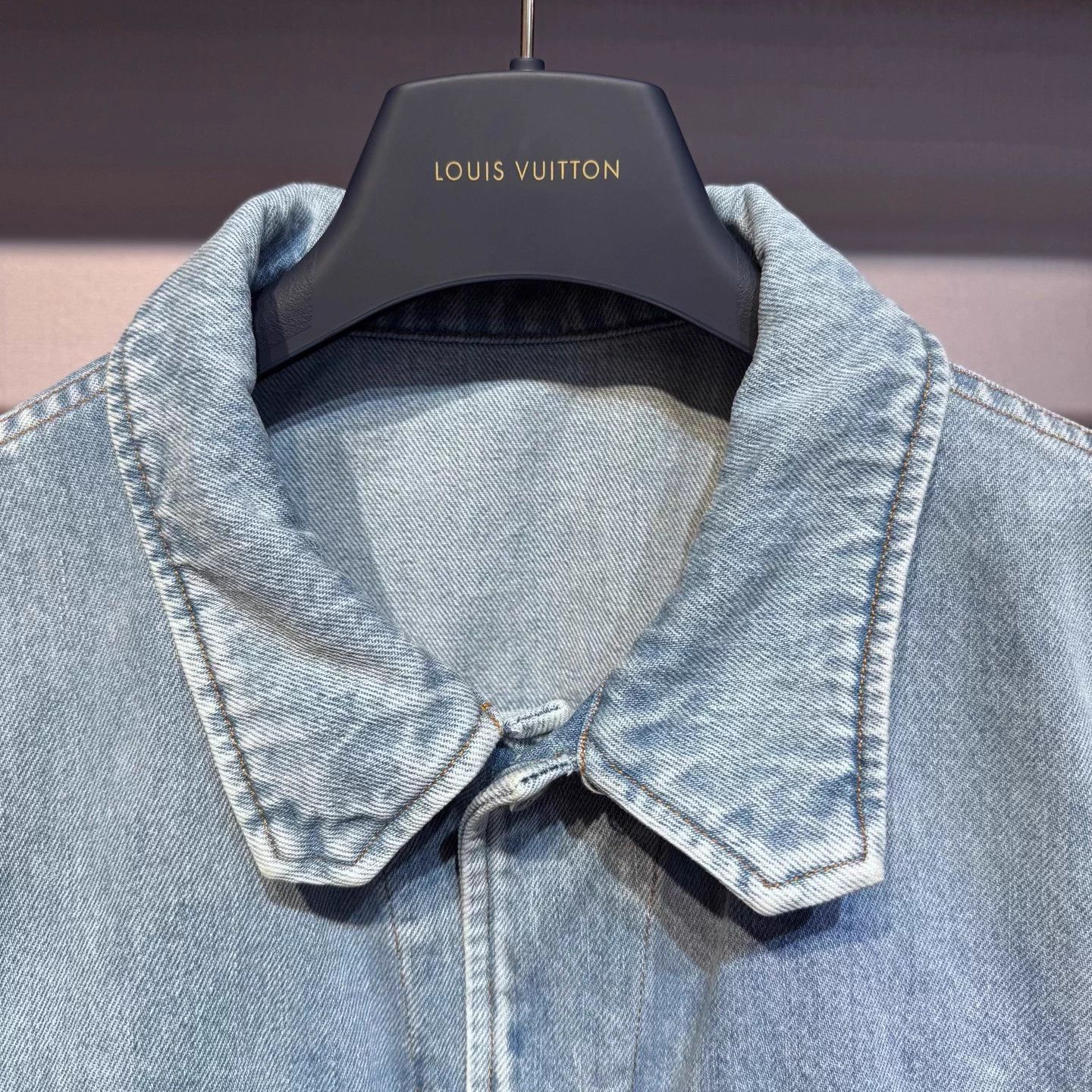 Louis Vuitton Louis Vuitton Washed Blue Denim Jacket Size 50 New Size US M / EU 48-50 / 2 - 3 Thumbnail