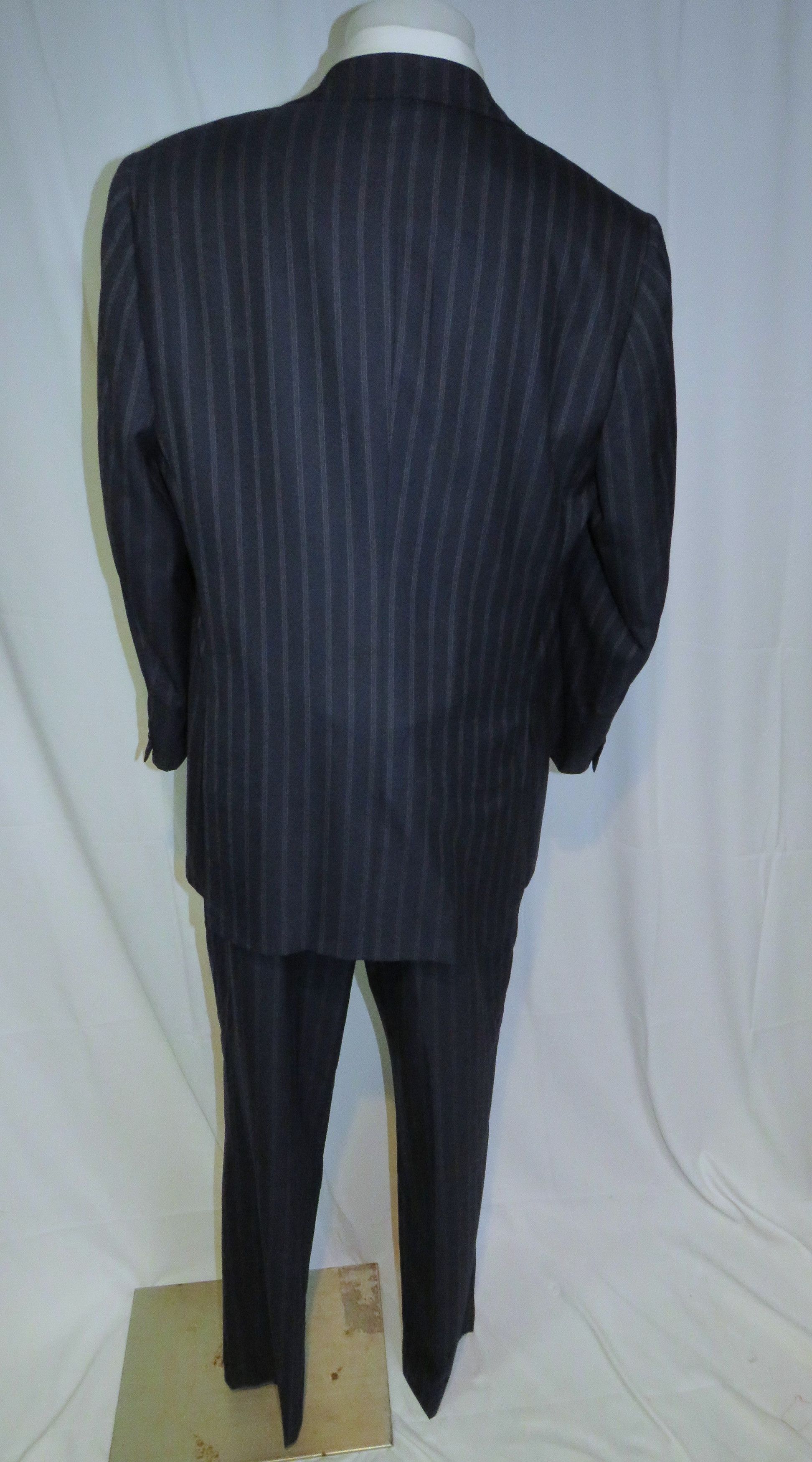 Kiton 14 Micron Super 180 Blanc Blue Striped Two Button Suit 48L Size 48L - 2 Thumbnail