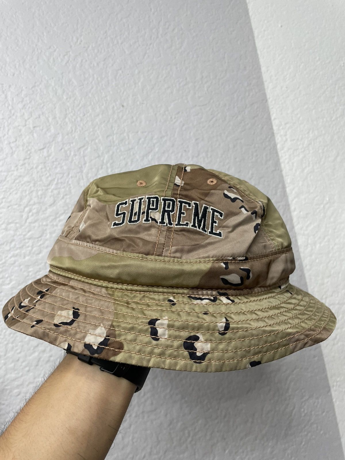 Levi's × Supreme Supreme Levi's nylon bell hat s/m | Grailed