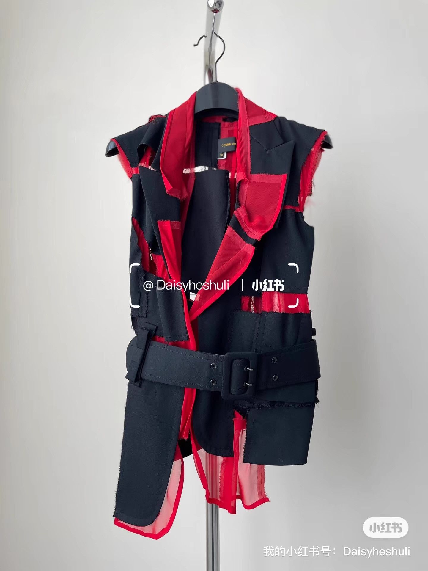Comme des Garcons Comme des Garçons Main Line Runway Red Panel Vest Ｑ24 Size S / US 4 / IT 40 - 1 Thumbnail