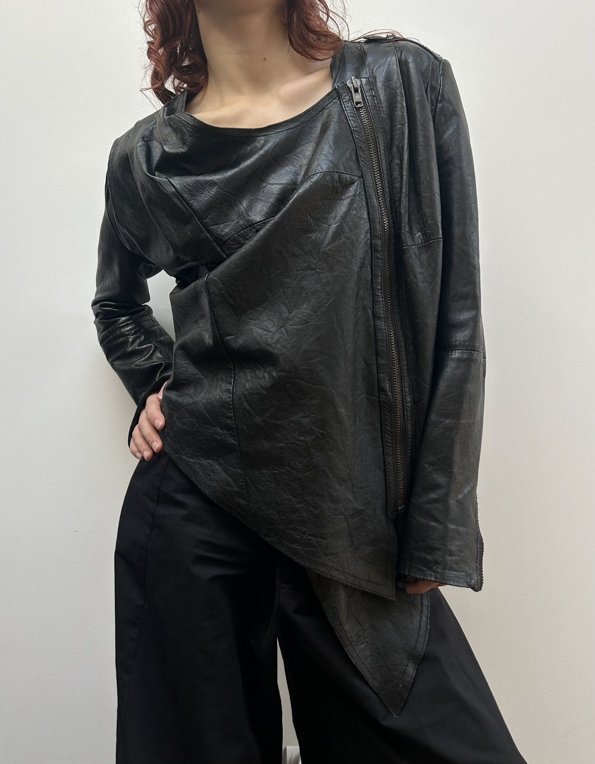 Vintage Vintage avant-garde asymmetric leather jacket Size S / US 4 / IT 40 - 4 Thumbnail
