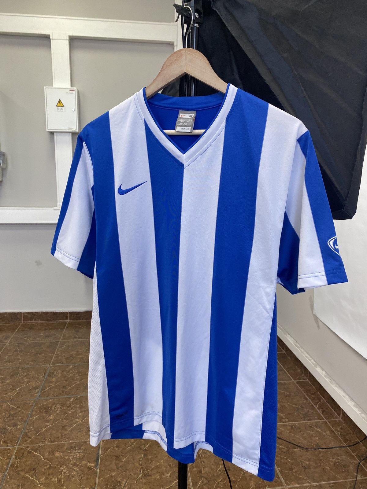Nike 🇺🇸 Vintage 90s Nike Total Tinety Y2K T-Shirt Rare Retro Size US M / EU 48-50 / 2 - 1 Thumbnail