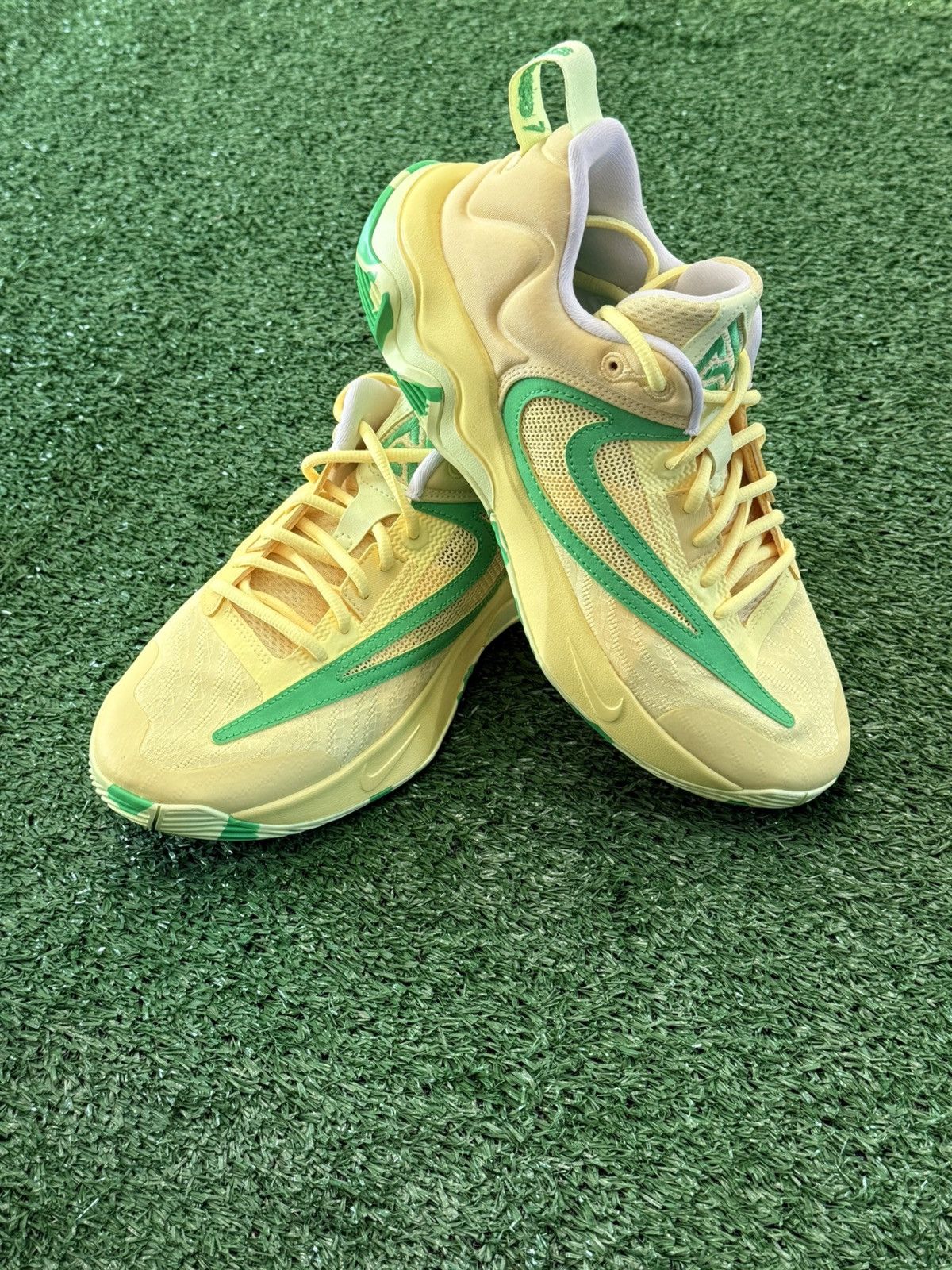 Nike Nike Giannis Immortality 3 Soft Yellow Green – Men’s Size 8 Size US 8 / EU 41 - 1 Thumbnail