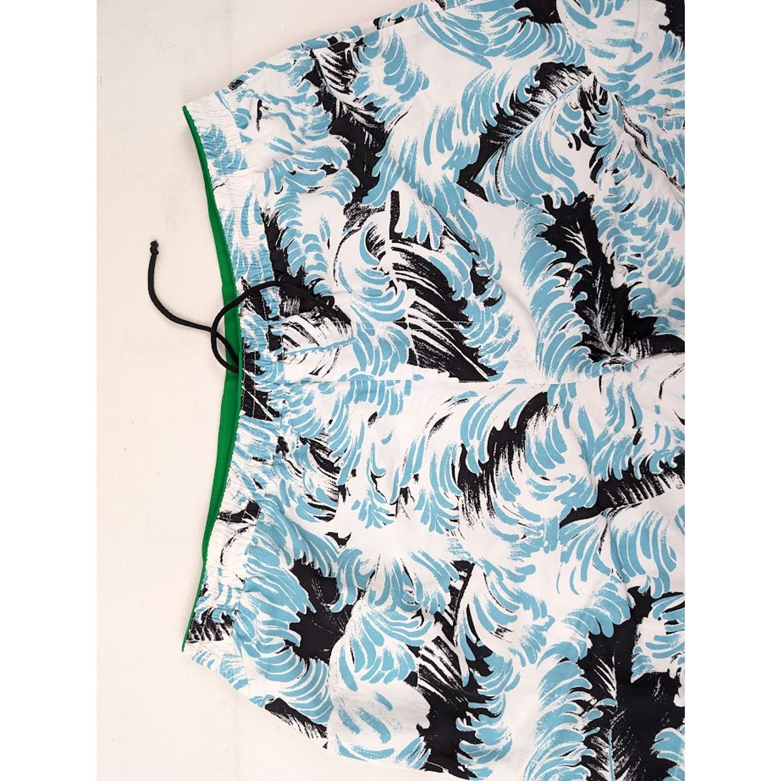 Bottega Veneta o1rshd1 Nylon Printed Feathers Swim Long Boxer in Black/Turq Size US 36 / EU 52 - 9 Thumbnail