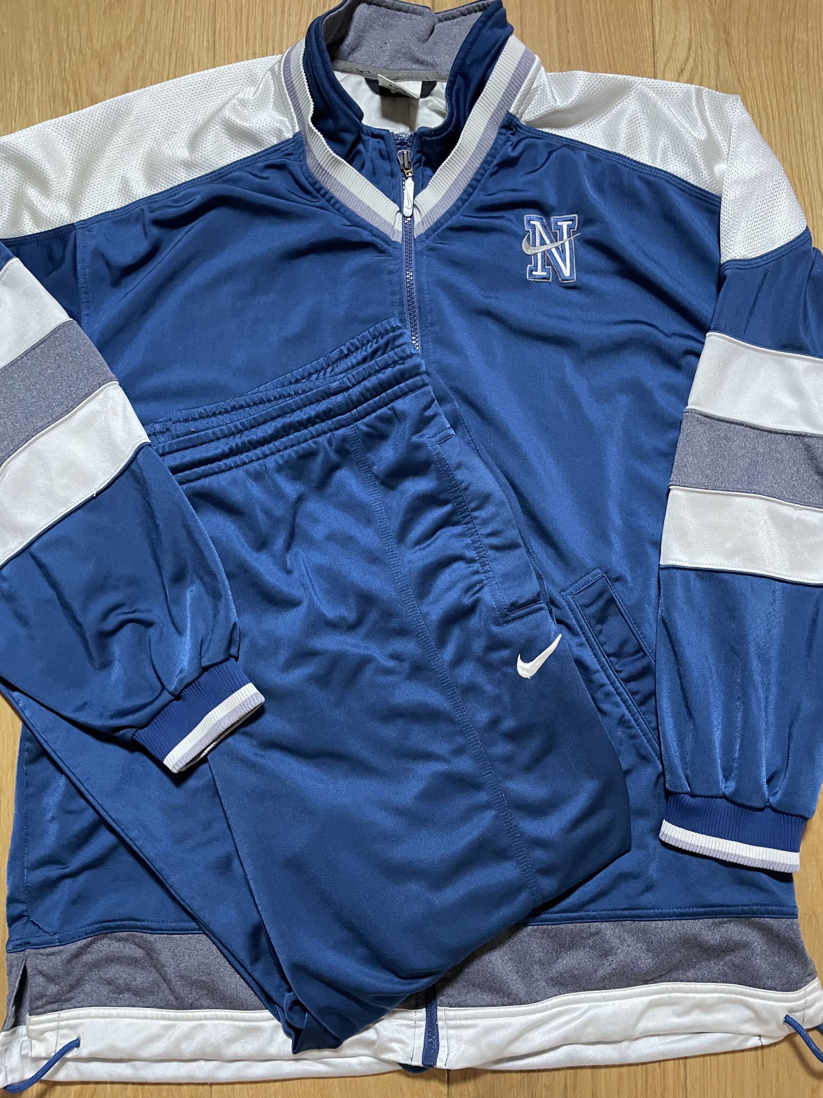 Nike Vintage Nike Blue White Tracksuit Set 90s Size US L / EU 52-54 / 3 - 1 Thumbnail