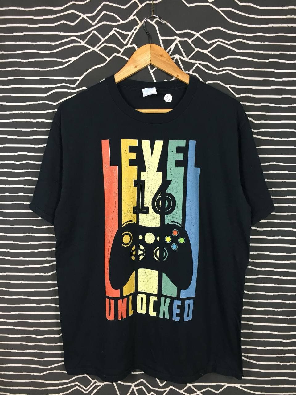 Nintendo × The Game × Vintage Level 16 Unlocked Video Game 16th Birthday Gamer Tee Size US L / EU 52-54 / 3 - 2 Thumbnail
