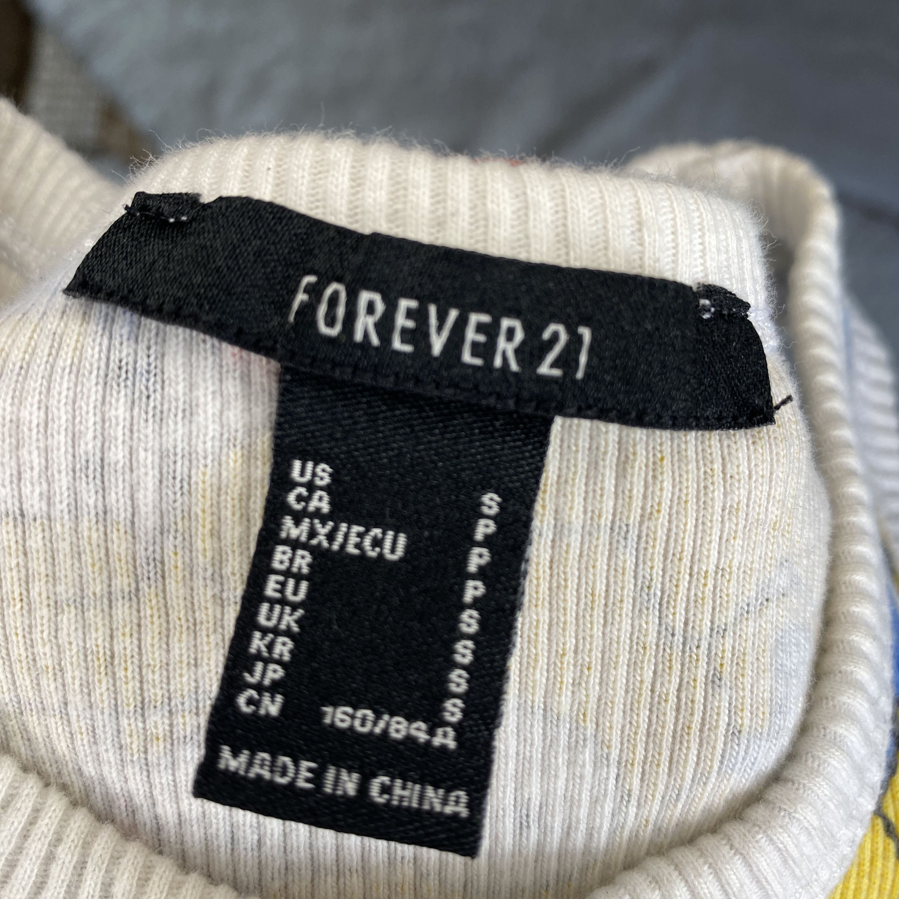 Forever 21 Forever 21 The Simpsons Ribbed Cropped Tank Top Small Size S / US 4 / IT 40 - 9 Thumbnail