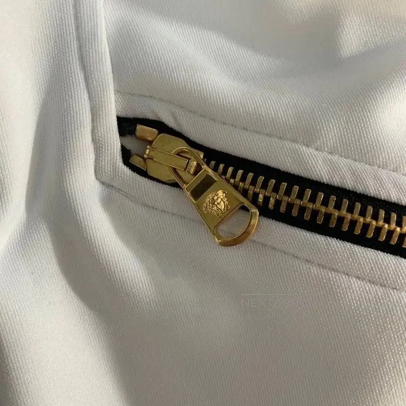 Versace Versace White Nylon Women's Jacket Size S . Size S / US 4 / IT 40 - 8 Thumbnail