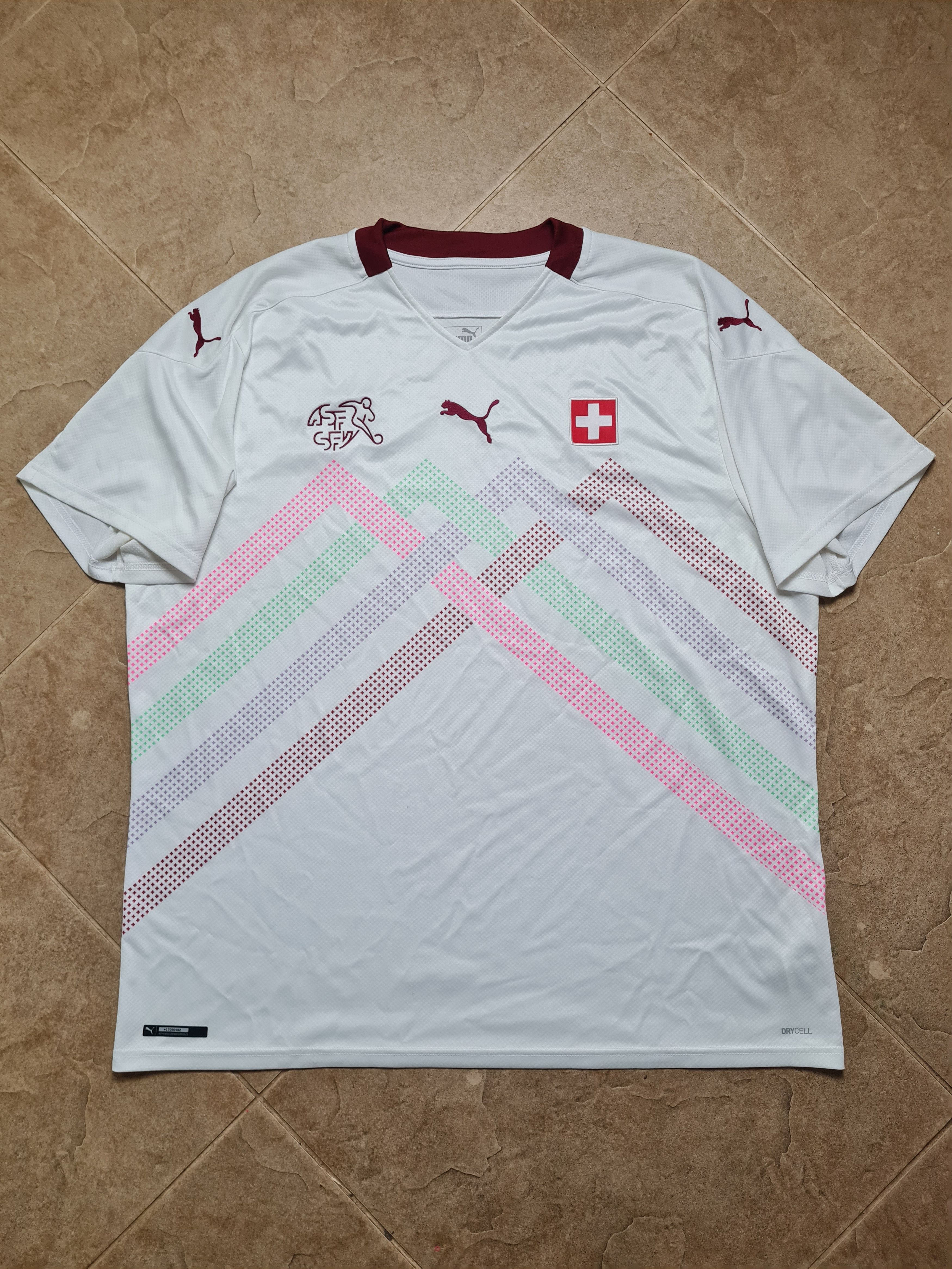 SWITZERLAND 2020/2021 AWAY FOOTBALL SHIRT SOCCER JERSEY PUMA