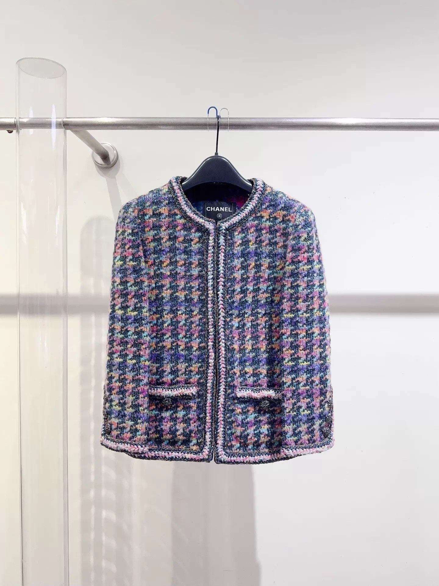 Chanel Chanel 20A Iridescent Jacket Size 34 Women's Size XS / US 0-2 / IT 36-38 - 1 Thumbnail