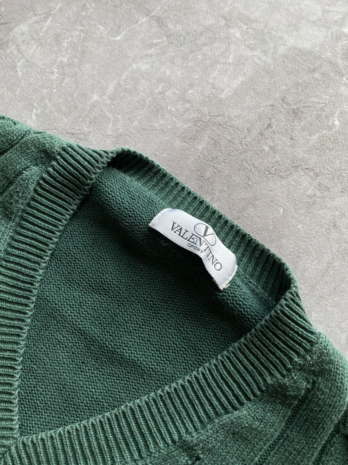 Valentino Vintage Y2K Valentino Sport V-Neck Sweater Made in Italy Size US L / EU 52-54 / 3 - 5 Thumbnail
