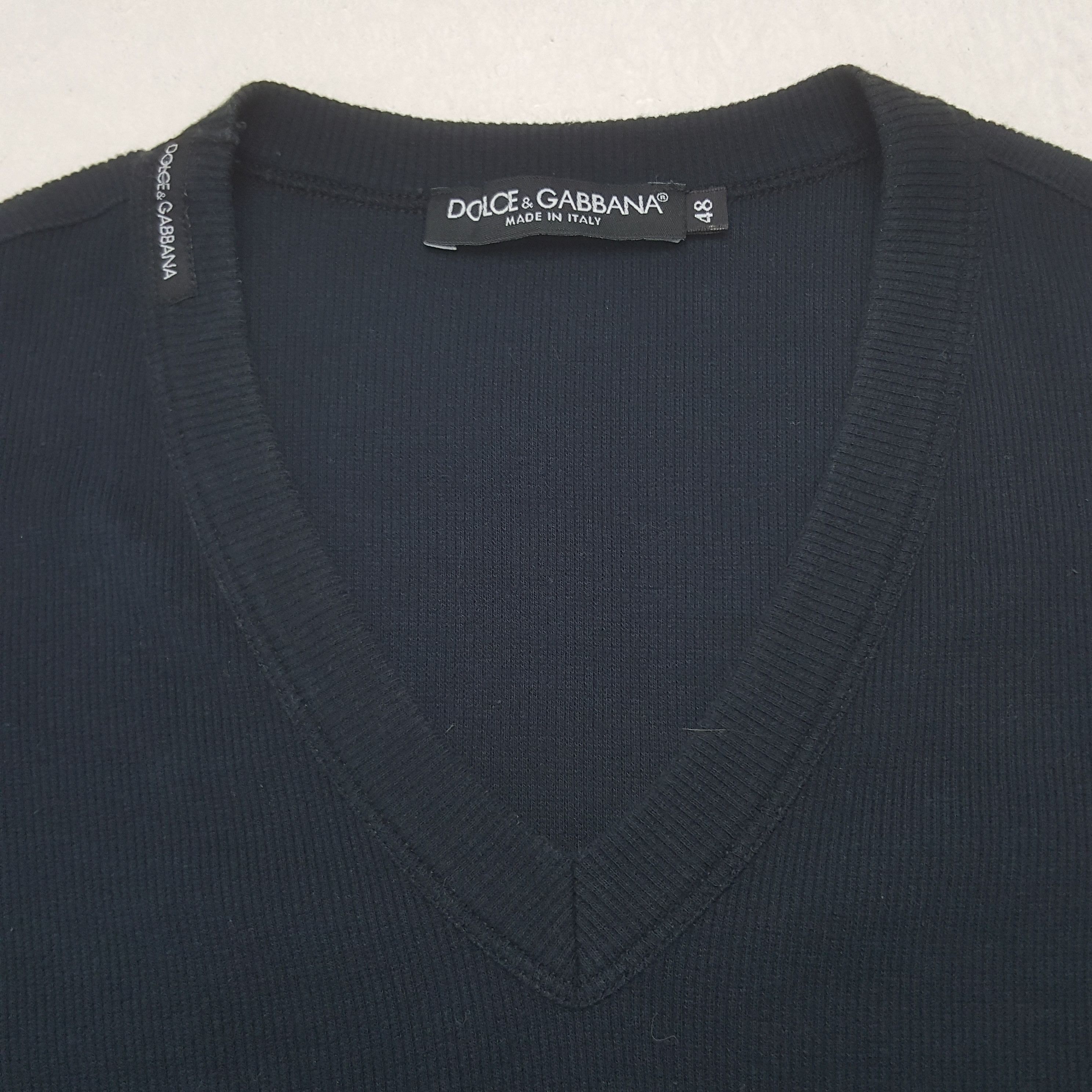 Dolce & Gabbana Vintage Dolge & Gabbana Designer V Neck Tshirt RR27 Size US S / EU 44-46 / 1 - 4 Thumbnail