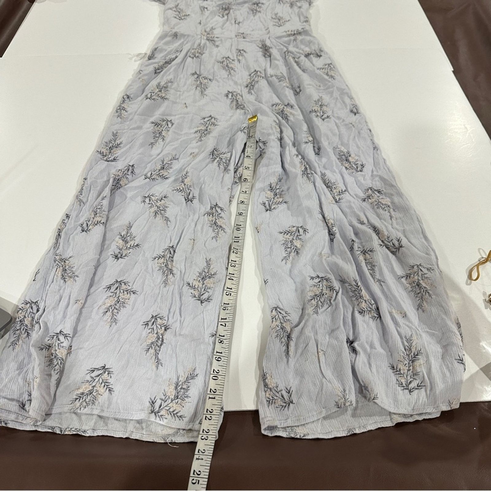 Urban Outfitters Urban Outfitters KerriAnn Light Purple Floral Print Jumpsuit Size 28" / US 6 / IT 42 - 12 Thumbnail