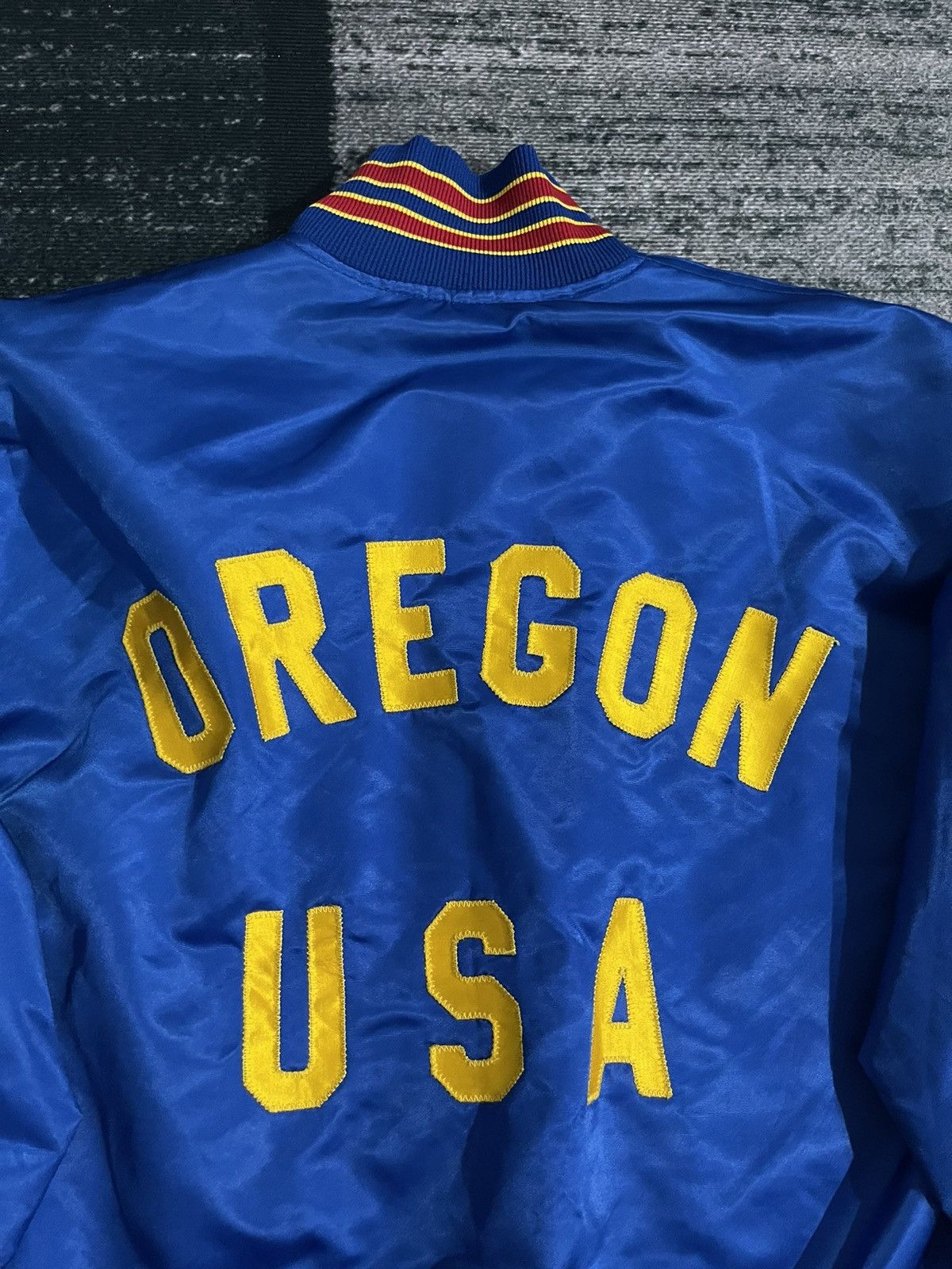Vintage Vintage Oregon Usa Varsity Jacket Size US L / EU 52-54 / 3 - 11 Thumbnail