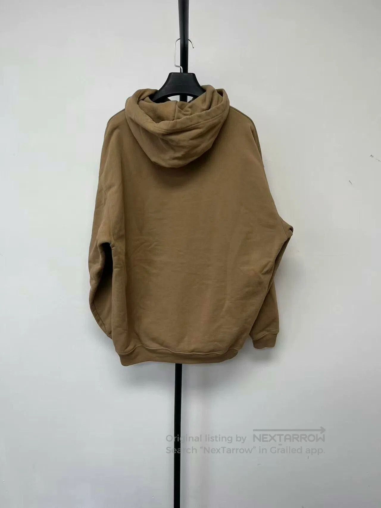 Balenciaga balenciaga unisex khaki oversized hoodie. Size US S / EU 44-46 / 1 - 3 Thumbnail
