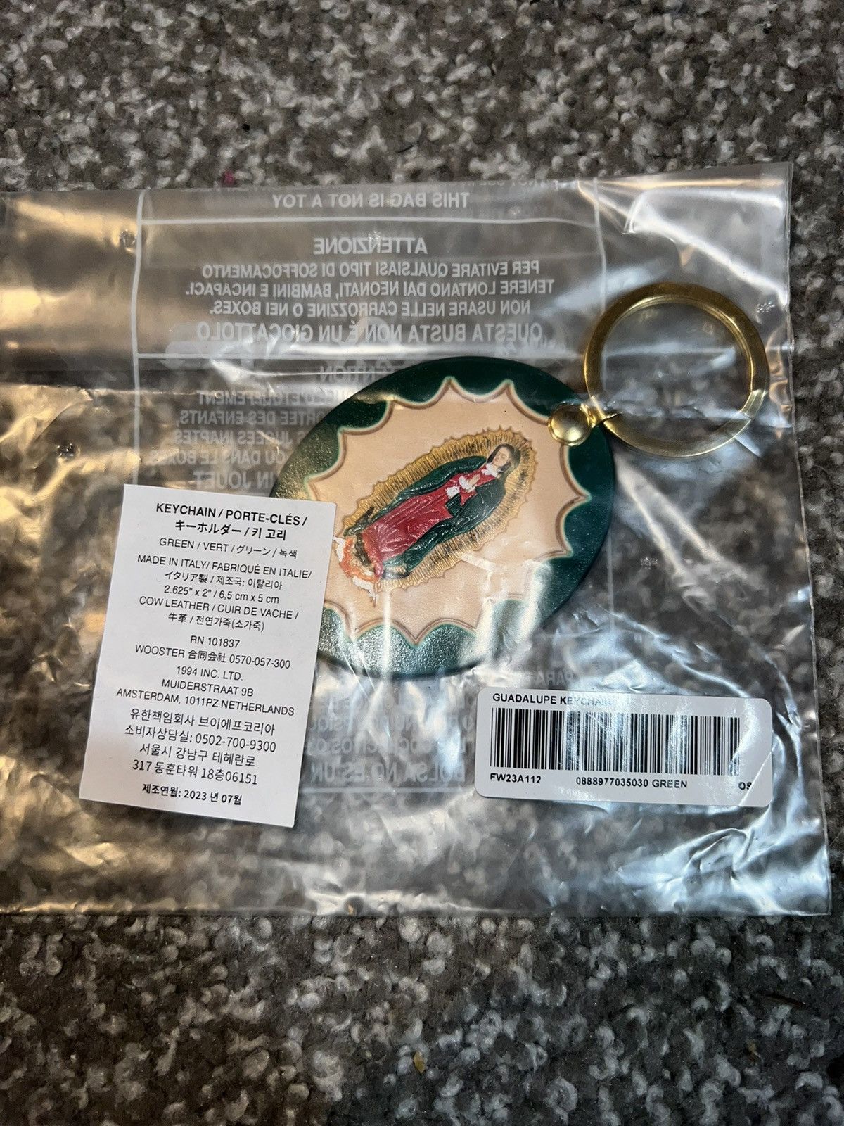 小物 Supreme Guadalupe Leather Keychain Supreme Guadalupe Leather Keychain (FW23) - $38