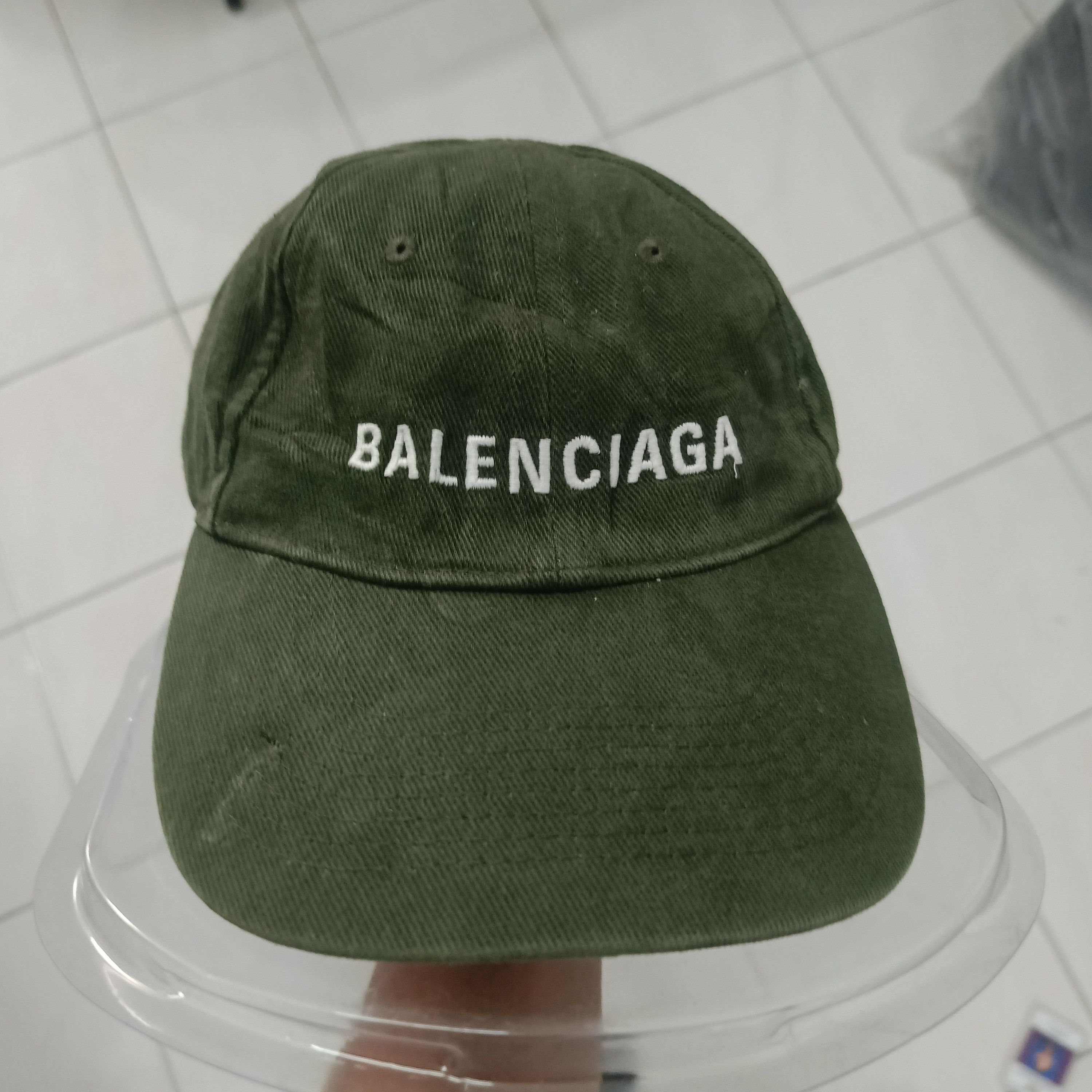 Balenciaga Balenciaga Embroidery Logo Hat OG Size ONE SIZE - 1 Thumbnail