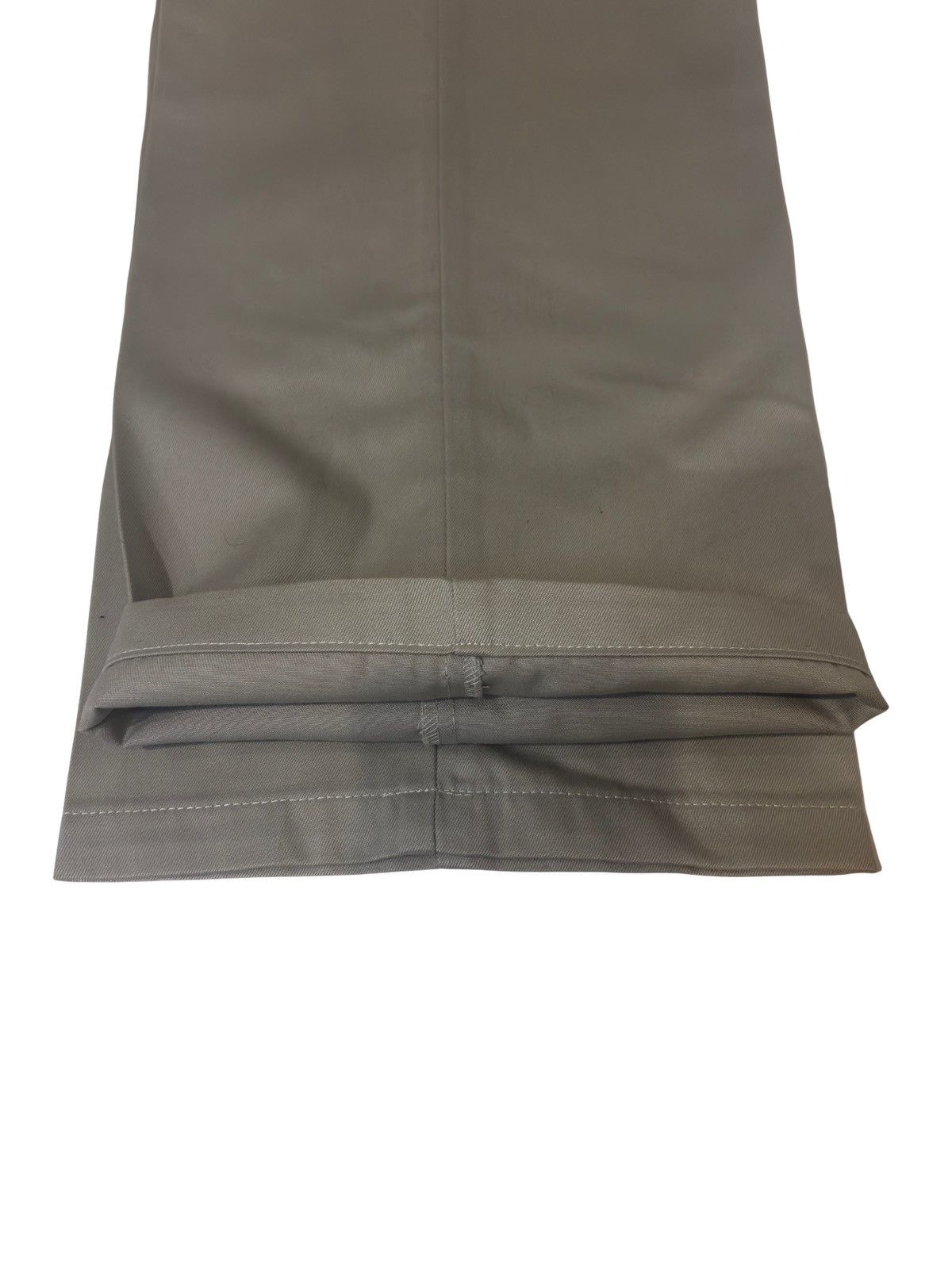 Dockers Men’s beige Chino Pants.mp3430 Size US 34 / EU 50 - 3 Thumbnail