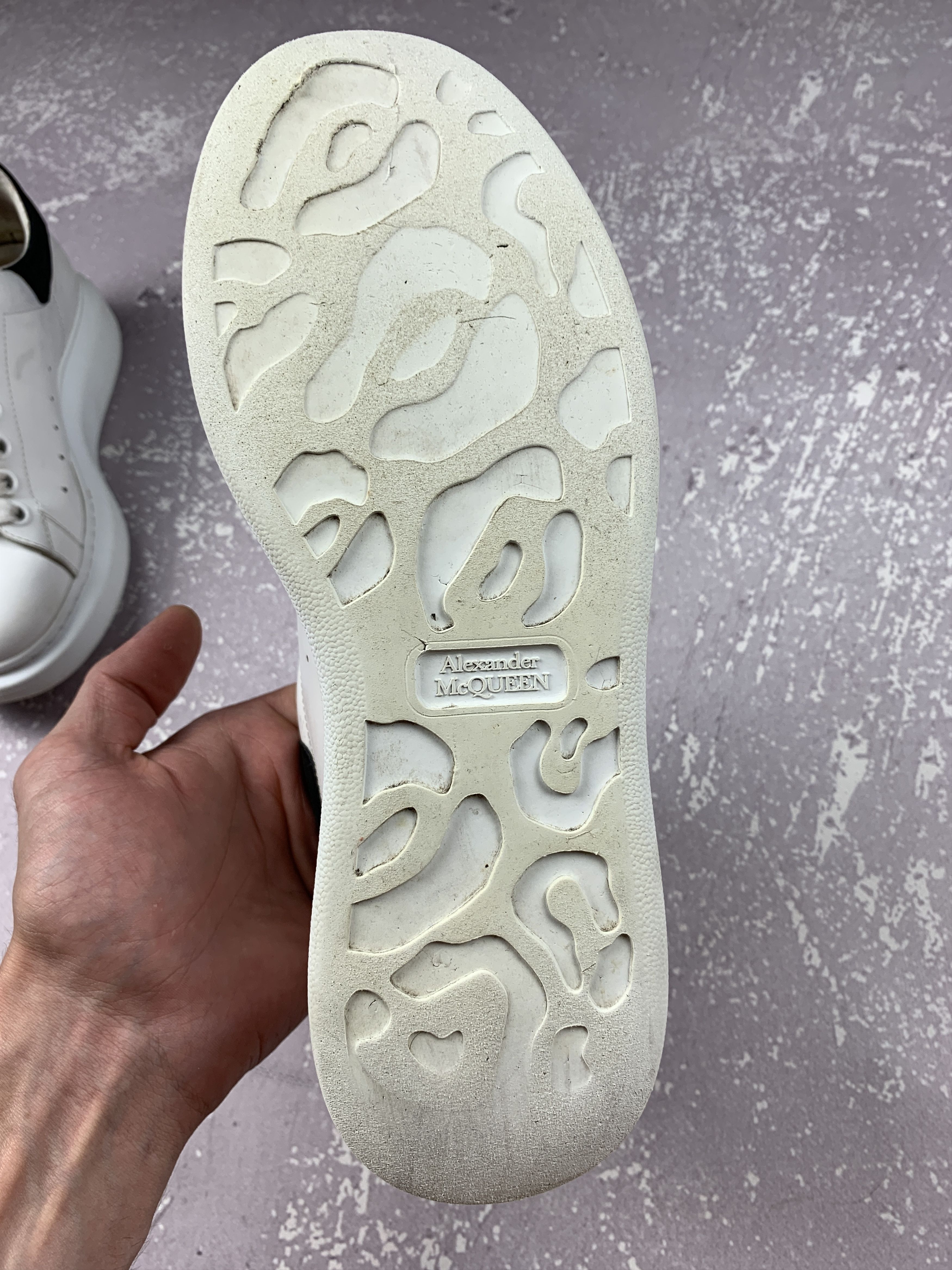 Alexander McQueen Alexander McQueen Oversize Sneakers Leather/Suede 39 1/2 Size US 6.5 / EU 39-40 - 11 Thumbnail