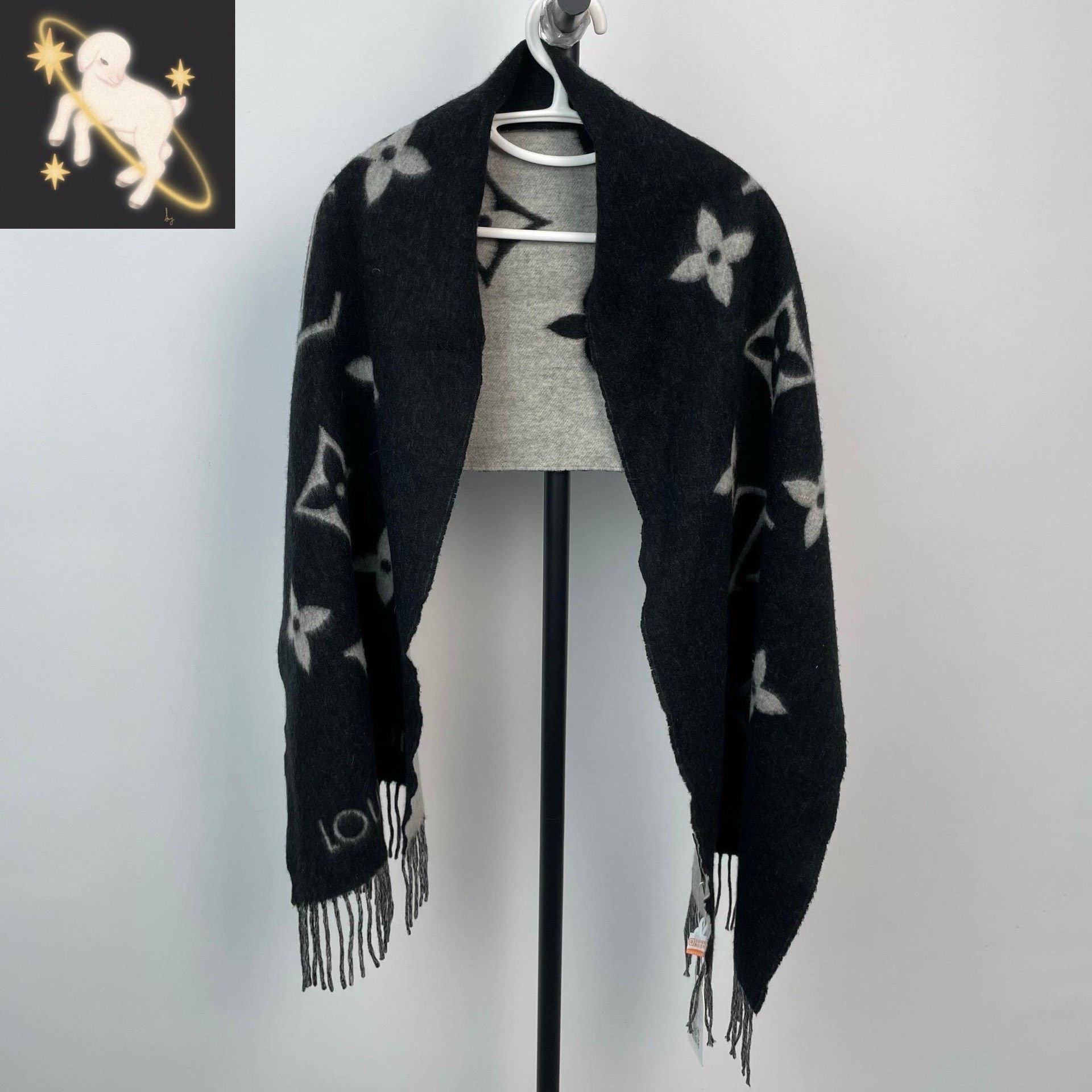 Louis Vuitton Louis Vuitton Multi Scarf XS Men Size ONE SIZE - 1 Thumbnail