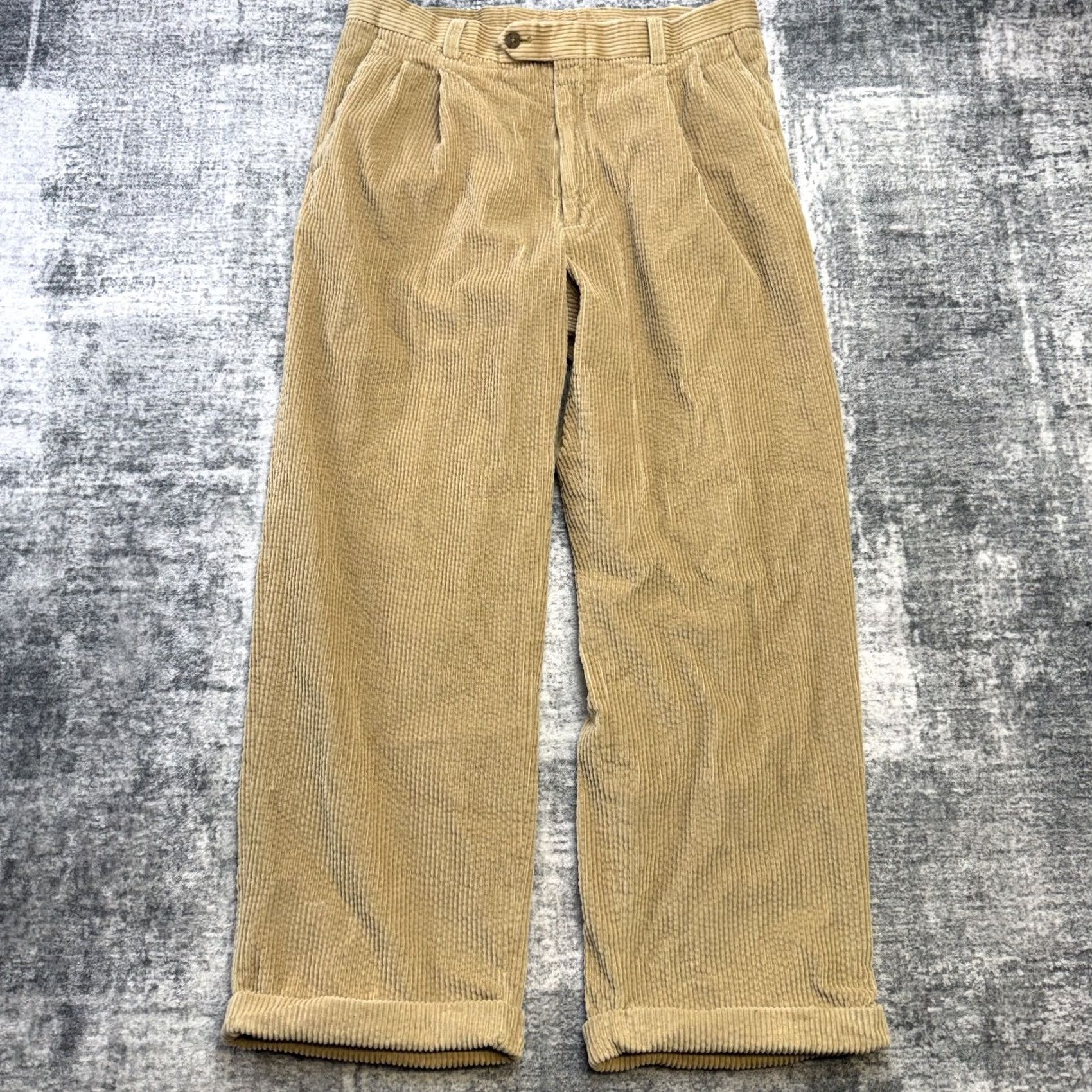 Austin Reed Austin Reed Corduroy Pants Mens 36x30 (34x29) Wide Wale Pleated Cuffed Trousers Size US 36 / EU 52 - 2 Thumbnail