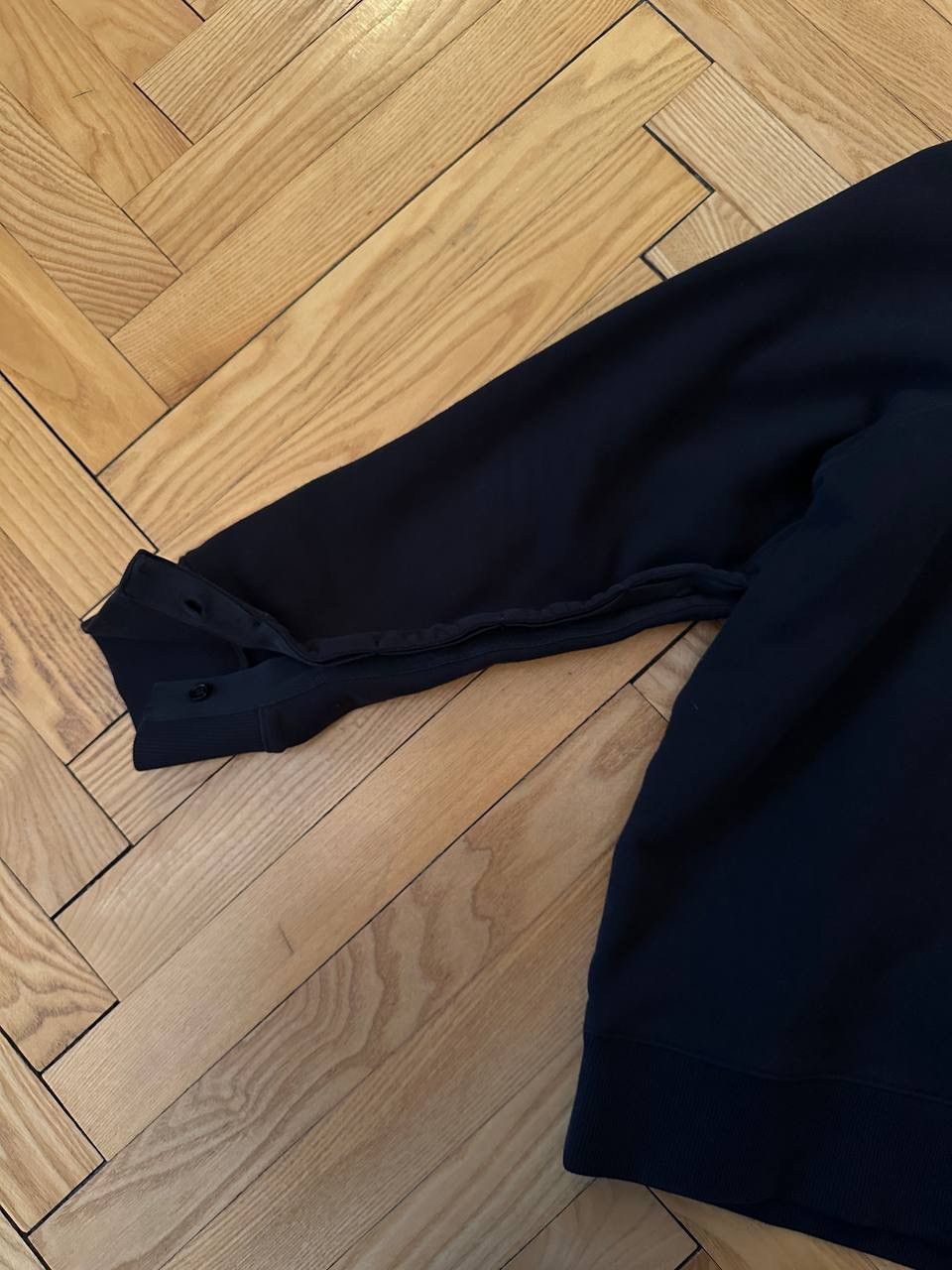 JW Anderson J W Anderson unbuttoning sleeves sweatshirt Size US L / EU 52-54 / 3 - 3 Thumbnail