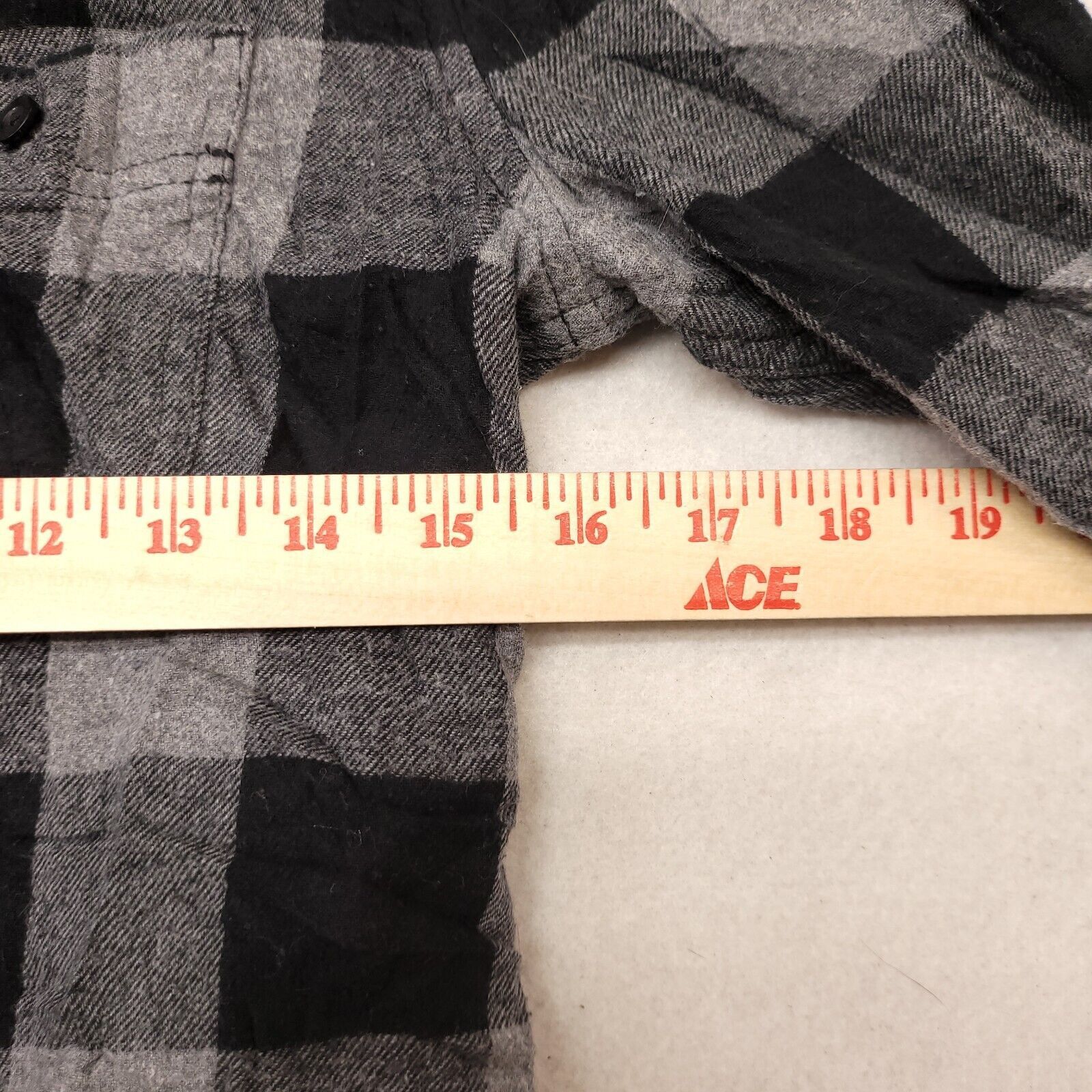 Aeropostale Aeropostale Buffalo Check Flannel Shirt Mens Size XS Gray Size US XS / EU 42 / 0 - 8 Thumbnail