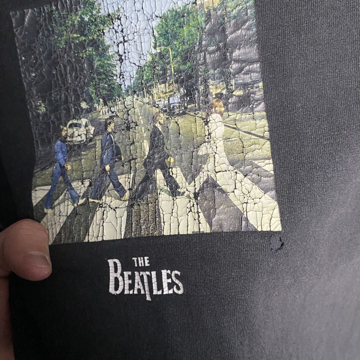 Band Tees Vintage The Beatles 2005 Big Logo rock band tee size M Size US M / EU 48-50 / 2 - 3 Thumbnail