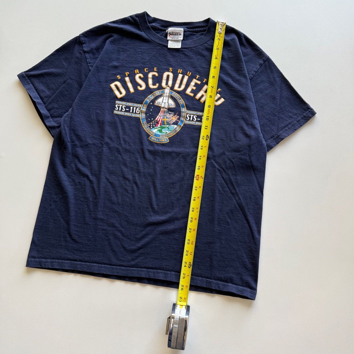 Vintage 2006 Vintage NASA STS-116 Discovery Tee Size US L / EU 52-54 / 3 - 6 Thumbnail