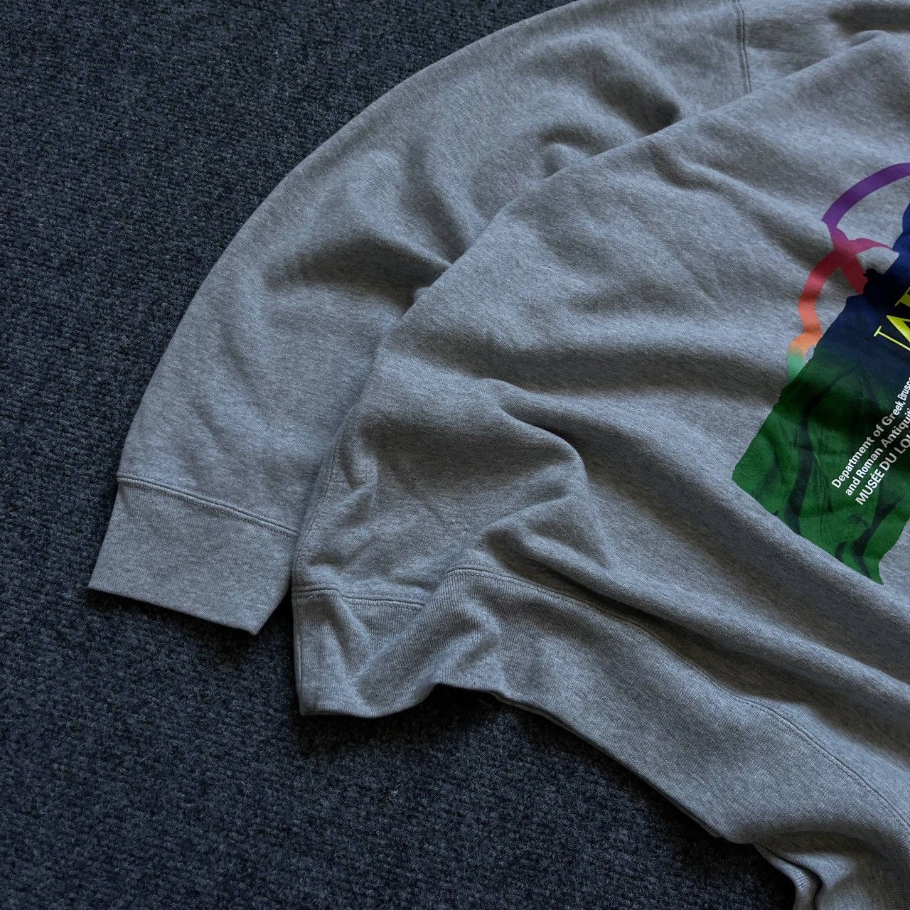 Uniqlo VTG Mans Peter Saville & Louvre Museum Uniqlo Sweatshirts Size US M / EU 48-50 / 2 - 11 Thumbnail