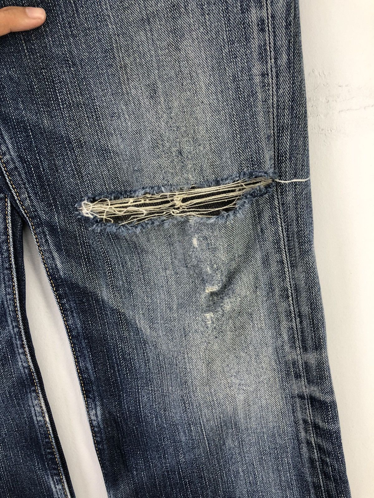 Lee Vintage Lee Rider Distressed Faded Blue Jeans Size US 31 - 9 Thumbnail