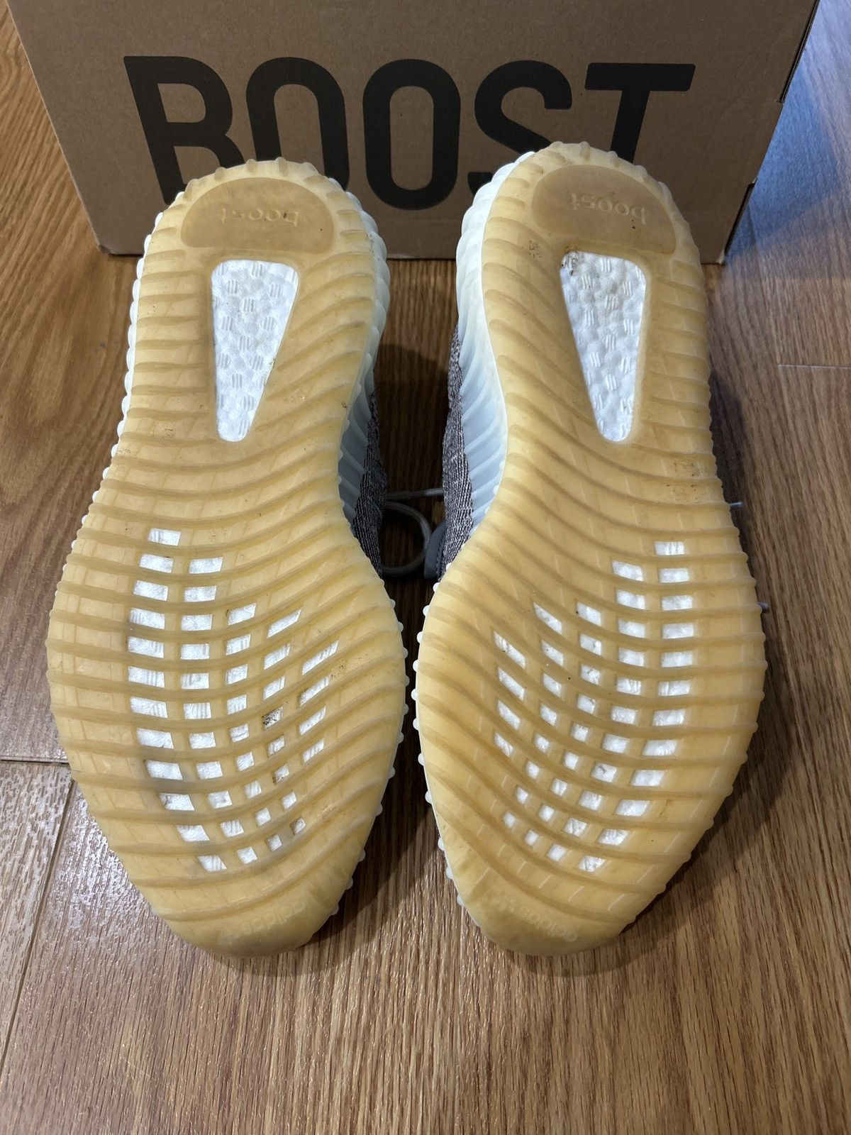 Yeezy Adidas x Yeezy season v2 Size US 10 / EU 43 - 4 Thumbnail