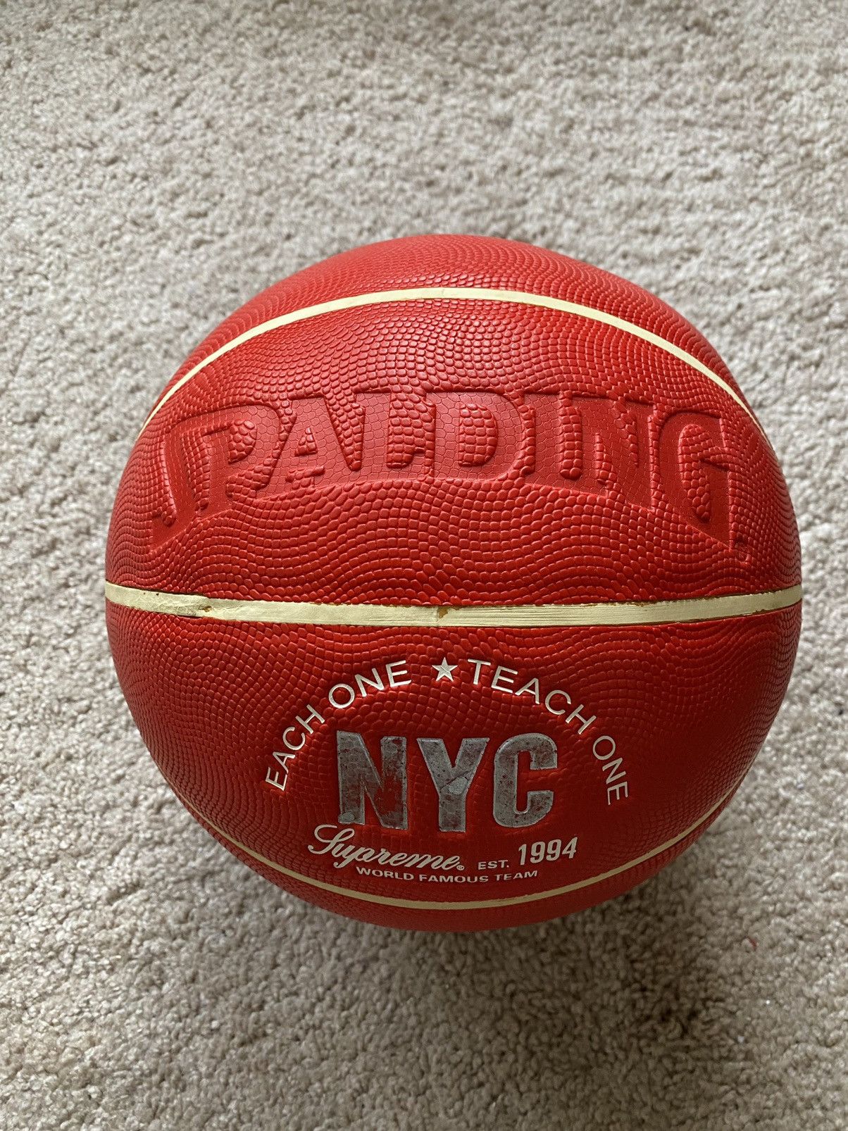 Spalding × Supreme Supreme Spalding each one teach one basketball authentic 96 Size ONE SIZE - 8 Thumbnail